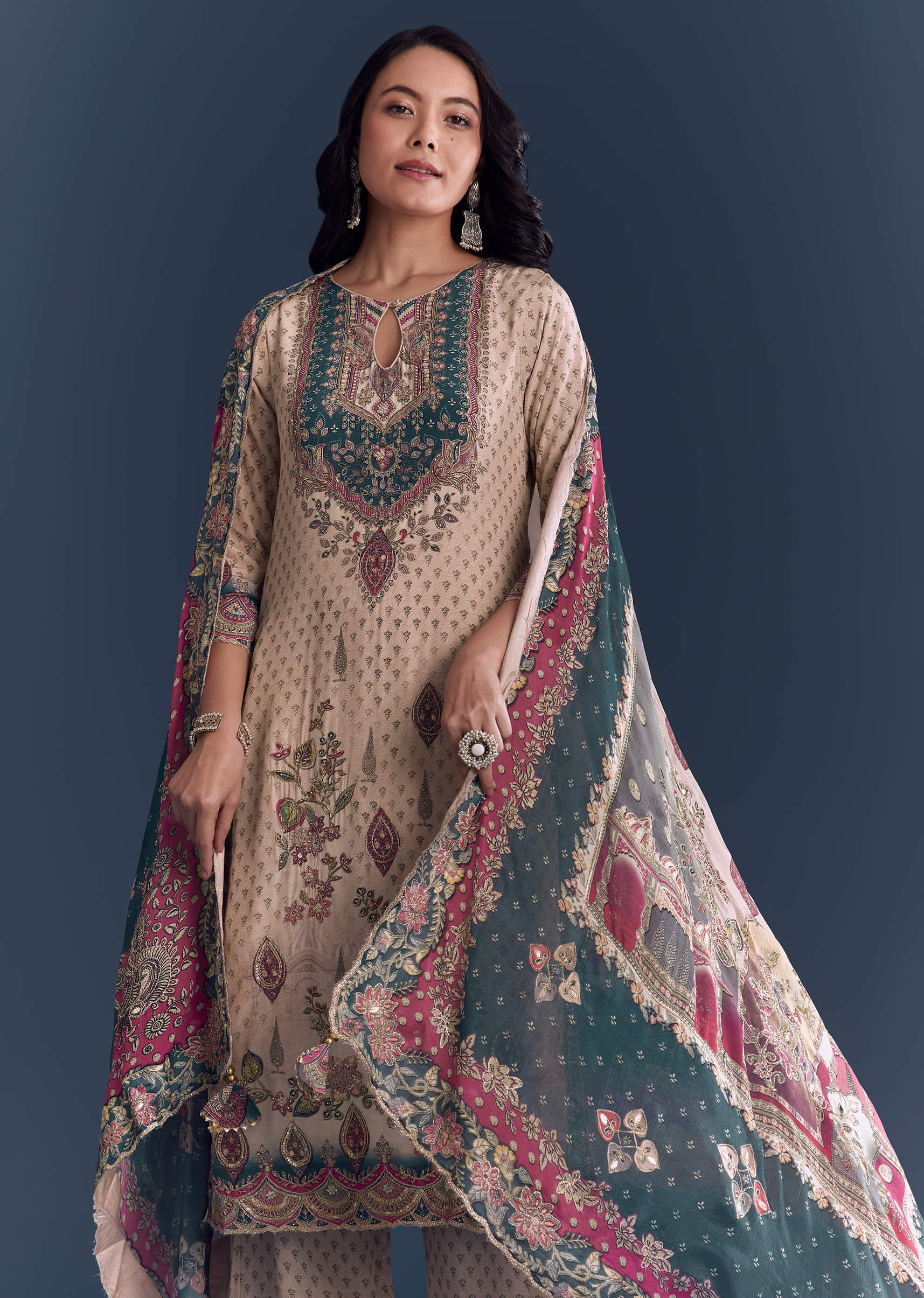 Baby Pink Crepe Kurta Set With Indie Print And Zari Work - Image 4