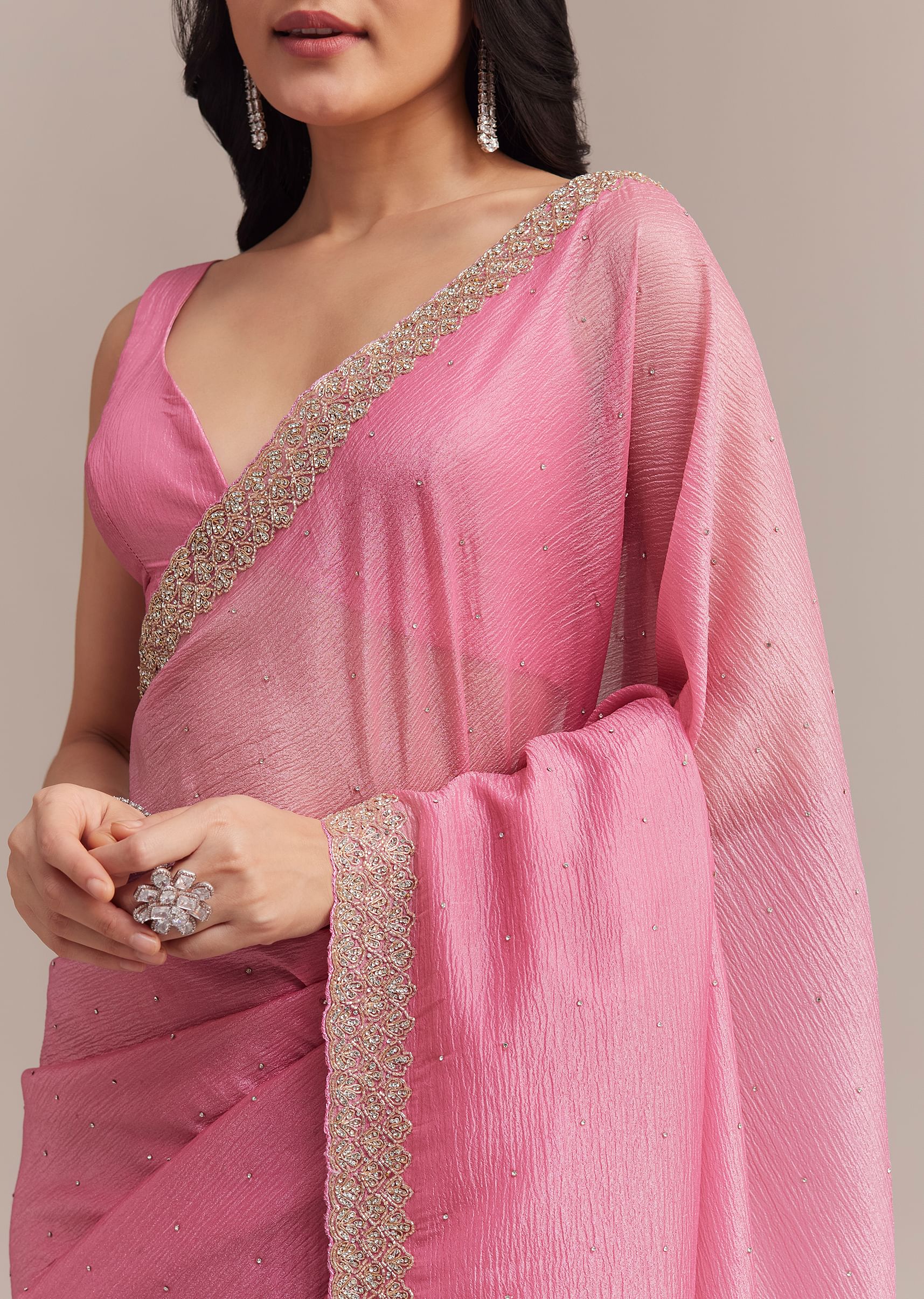 Baby Pink Crushed Tissue Saree With Embellished Border - Image 5