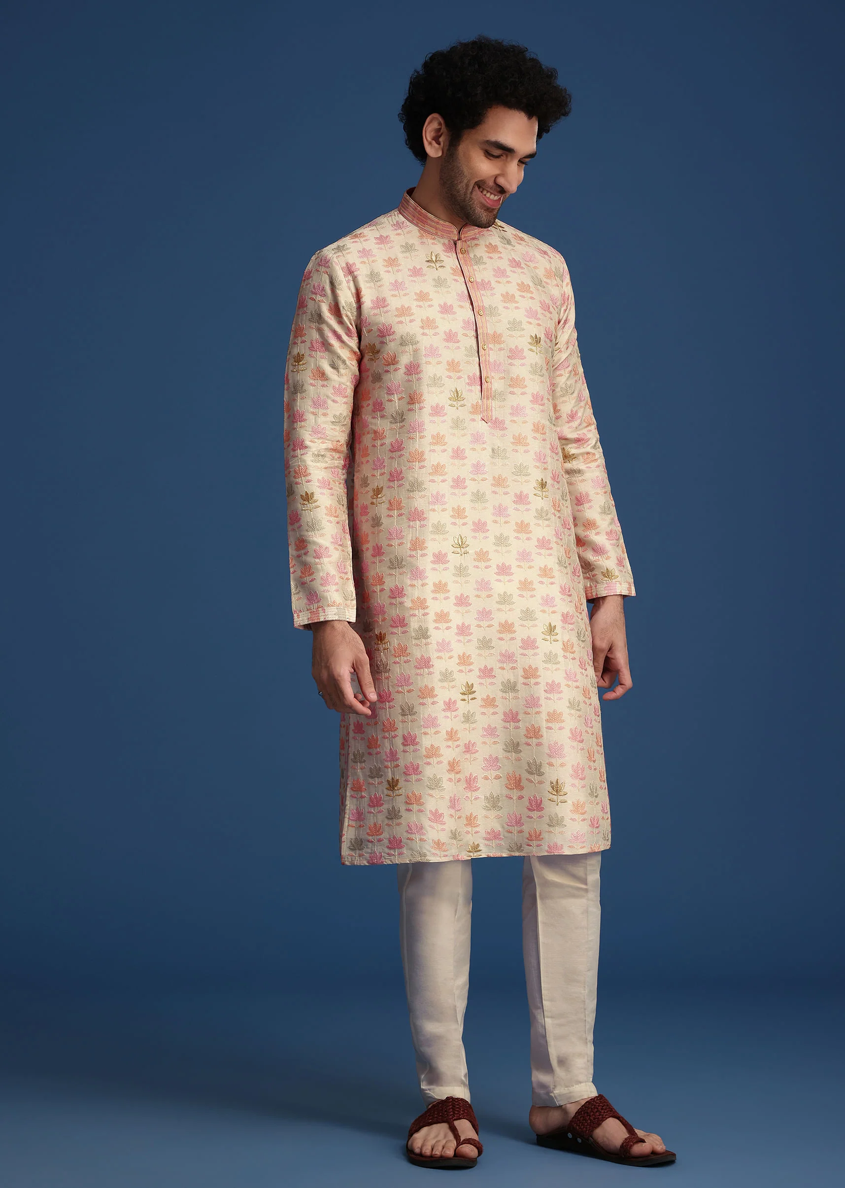 Beige Floral Printed Kurta Set - Image 3