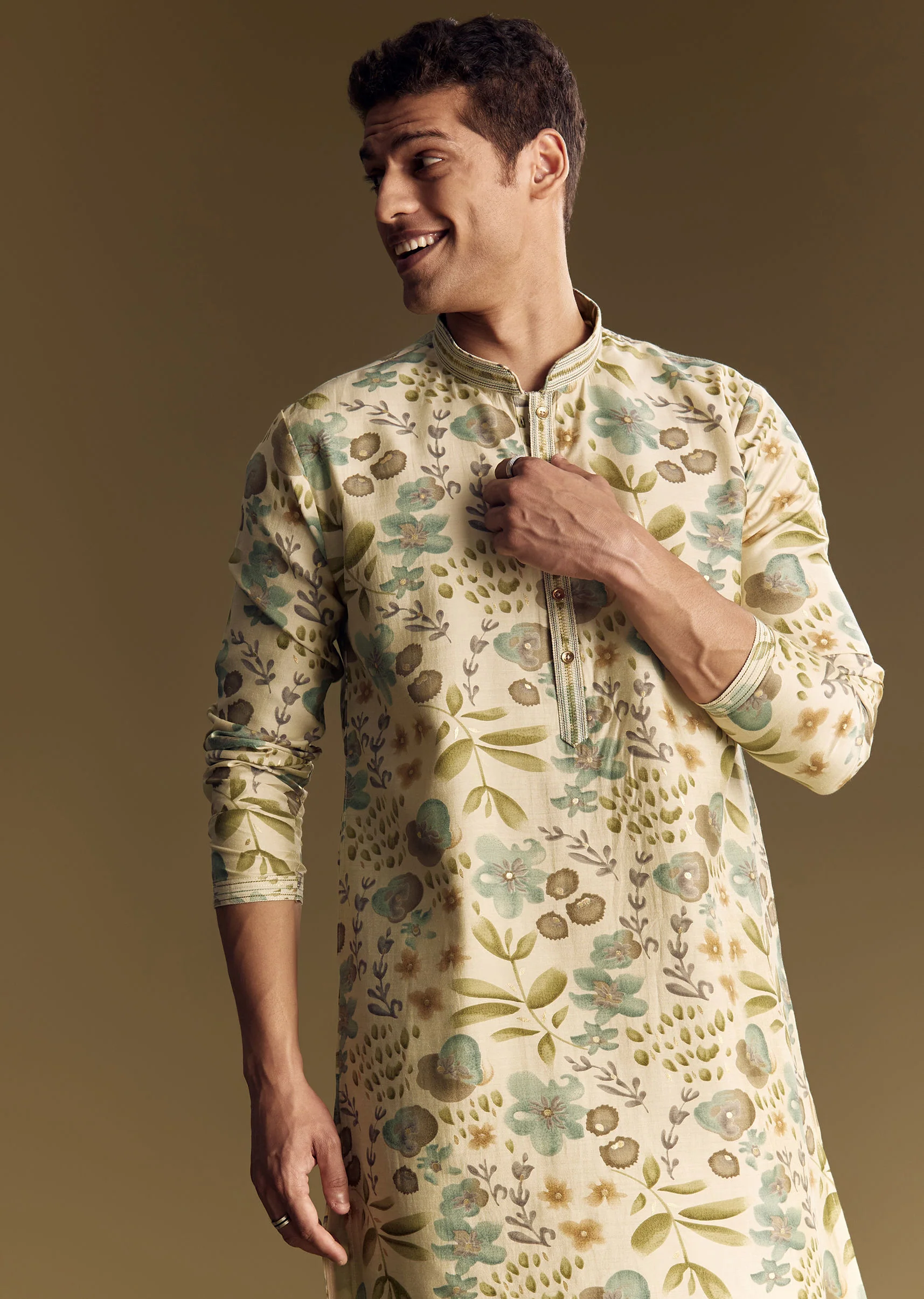 Beige Silk Kurta Set With Foil Enhanced Floral Print - Image 3