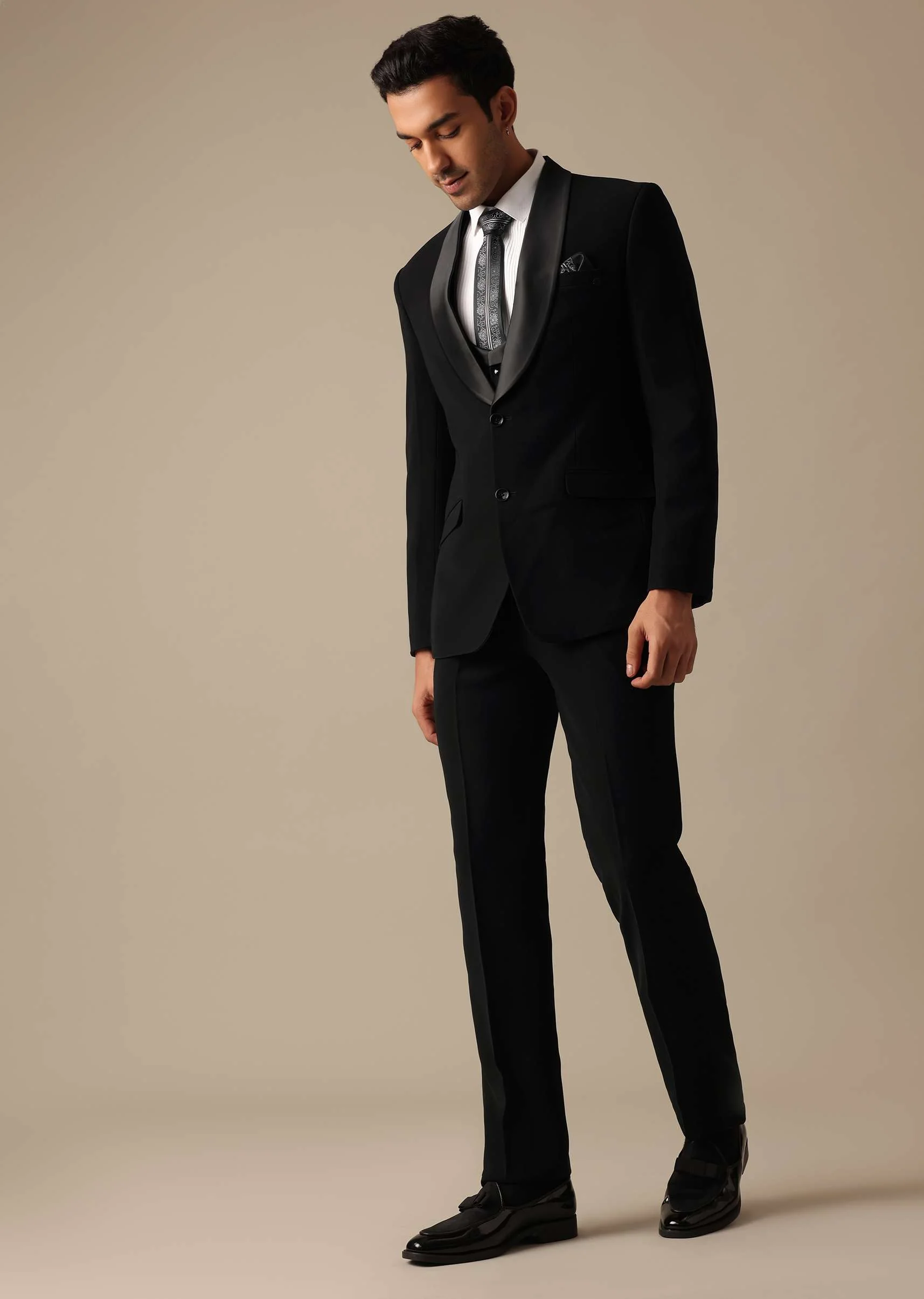 Black Blazer And Pant Set Tuxedo With Cutwork Detail - Image 18