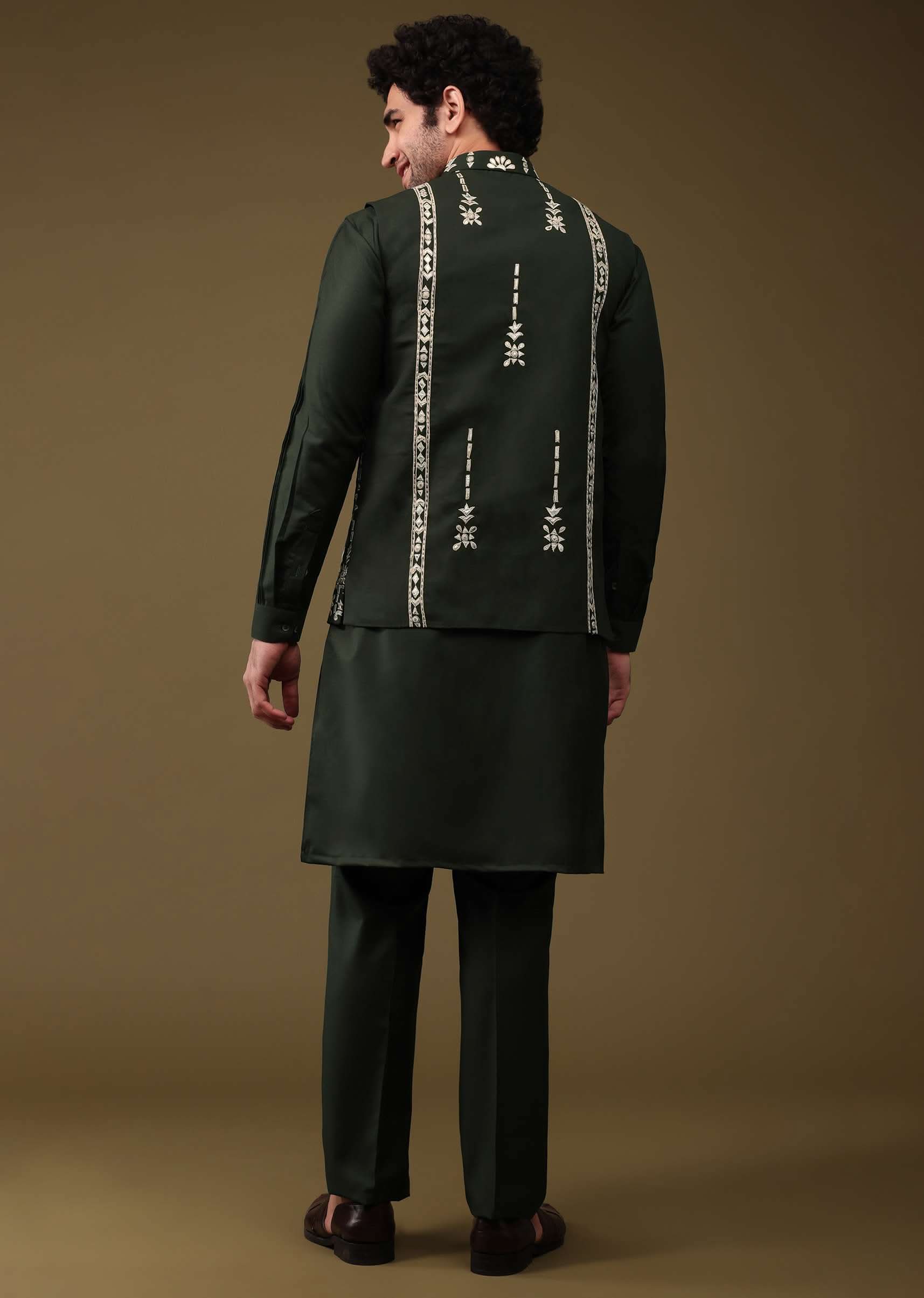 Black Festive Bandi Jacket Set In Silk With Threadwork And Embroidery - Image 5