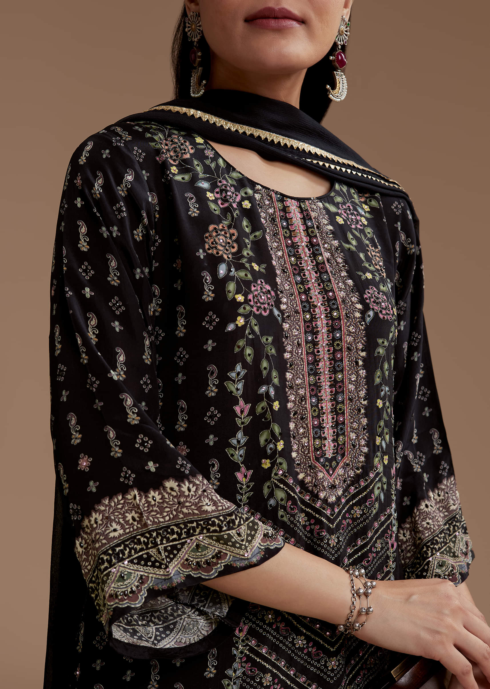 Black Indie Print Kurta Set with Stone Work - Image 2
