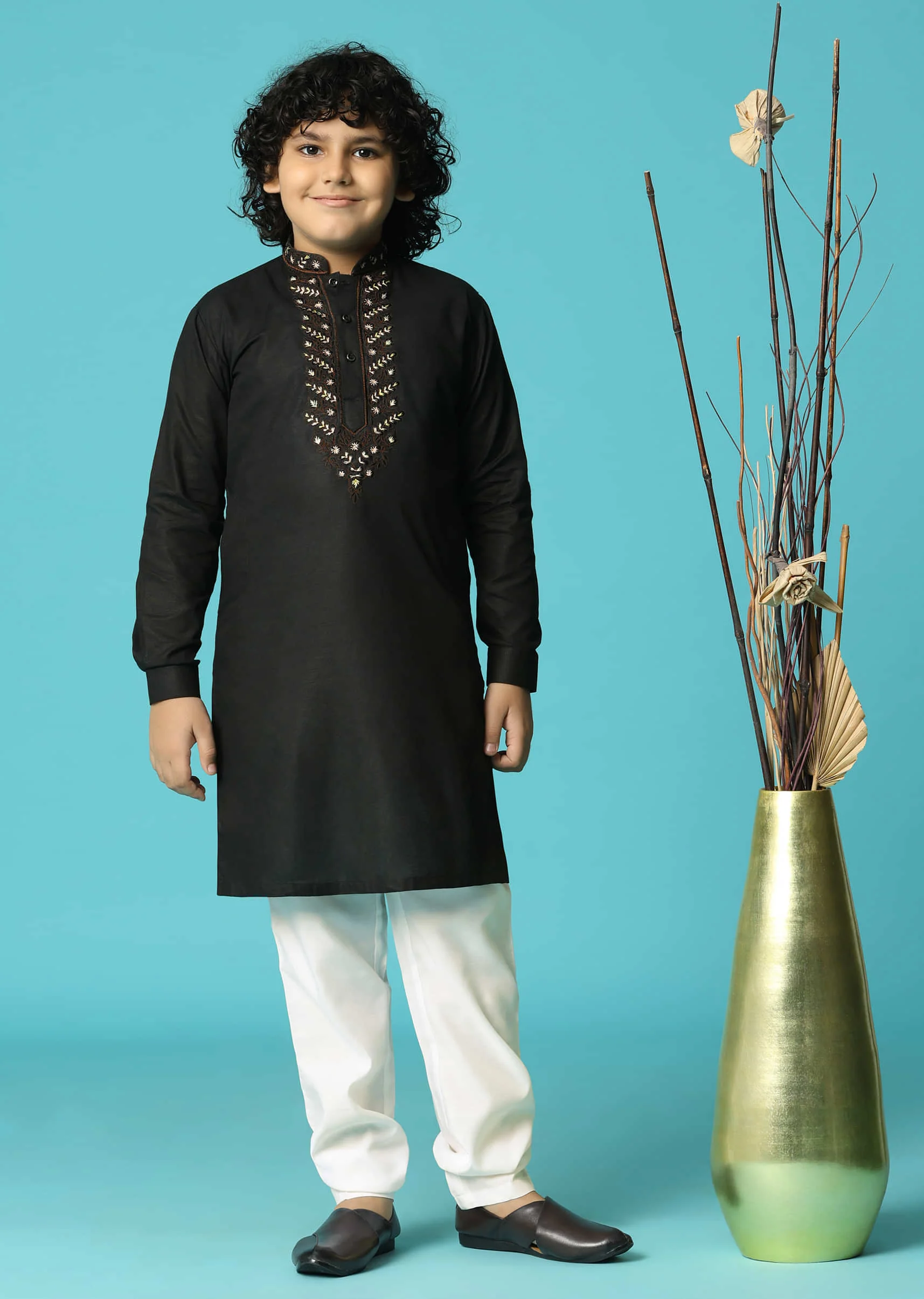 Black Linen Kurta Pant With Resham Work For Boys - Image 3