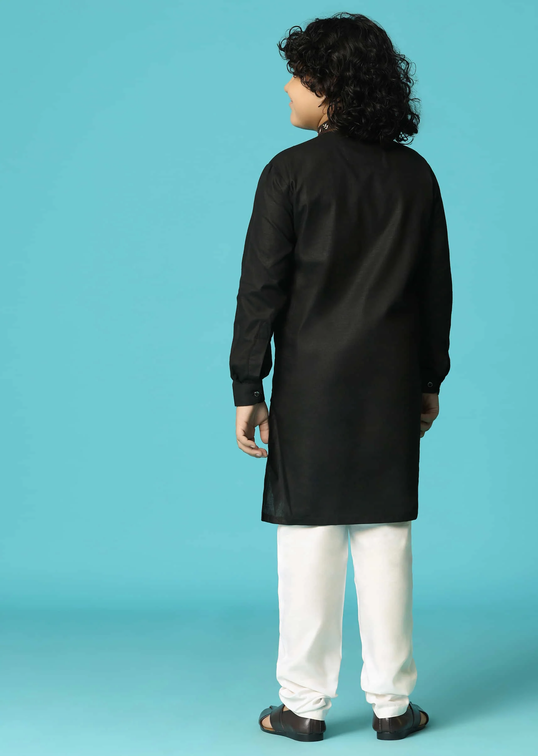 Black Linen Kurta Pant With Resham Work For Boys - Image 5