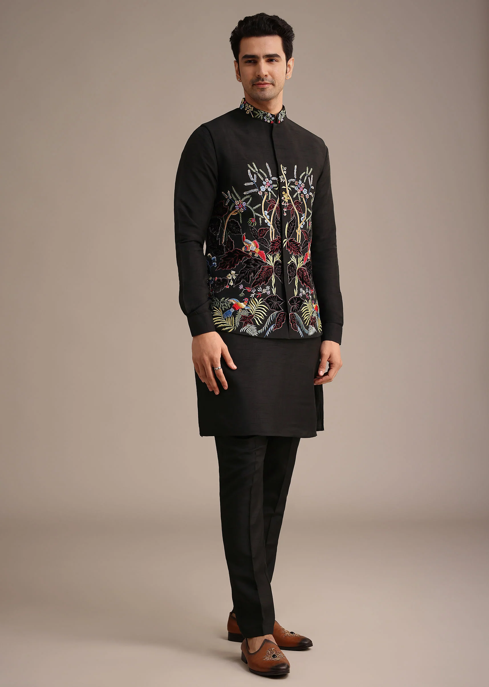 Black Resham Embroidered Jacket And Kurta Set In Silk - Image 3