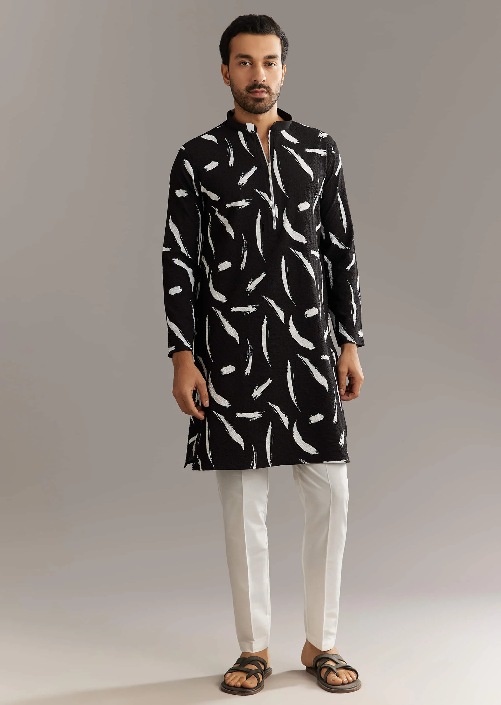Black Silk Kurta Set With Abstract Prints - Image 3