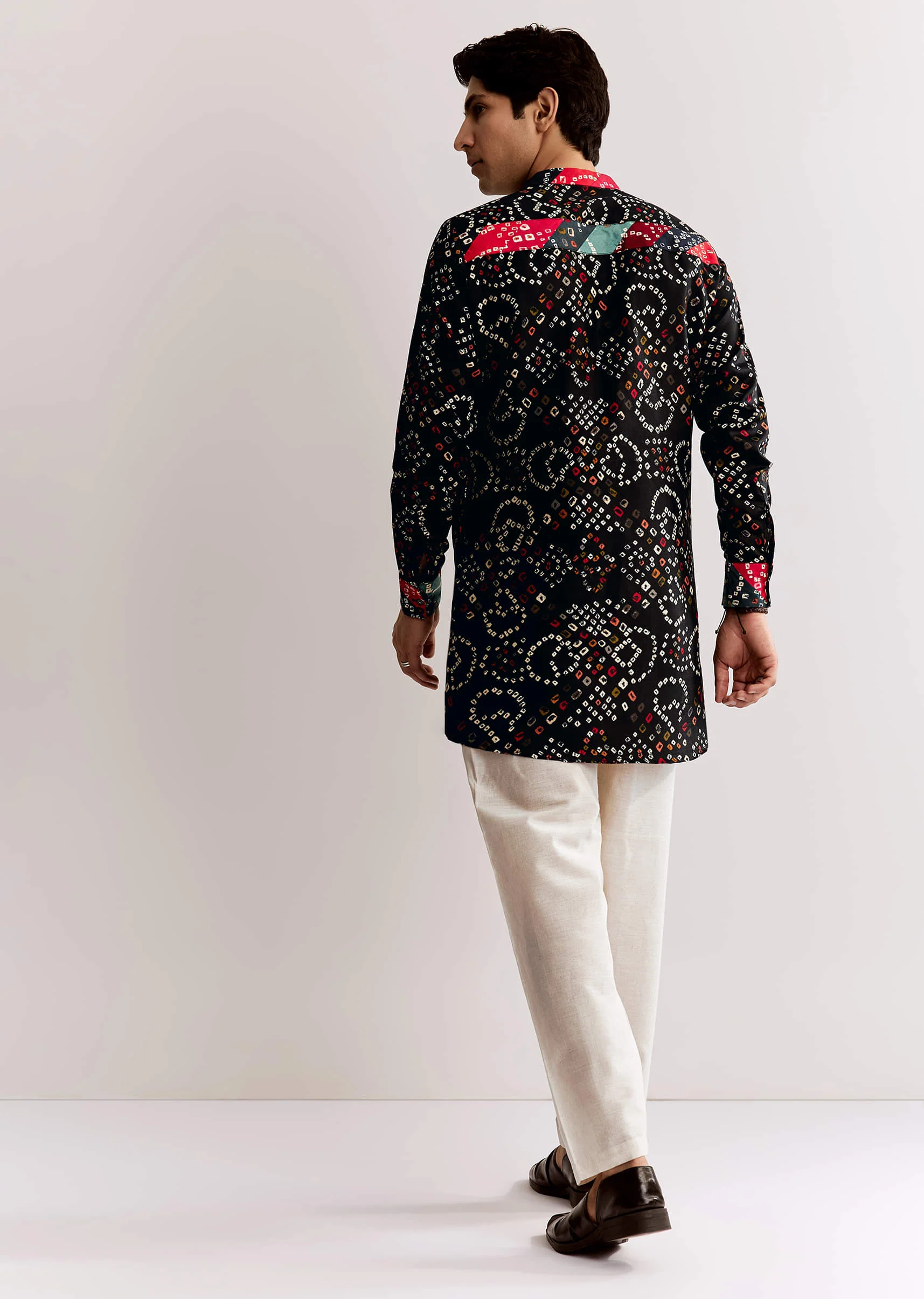 Black Silk Kurta Set With Bandhani Print - Image 5