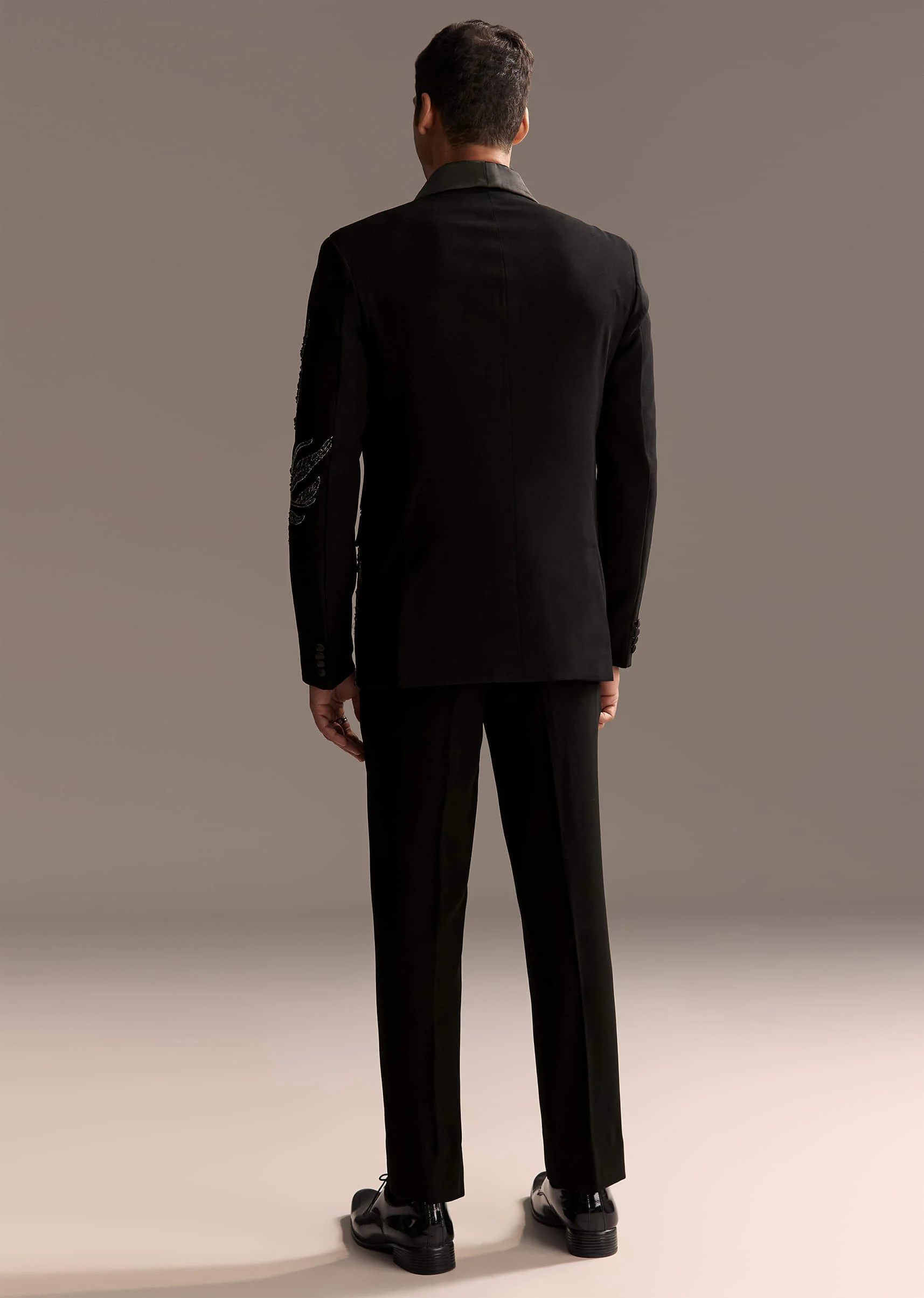 Black Tuxedo For Men With Cut Dana And Beads Embroidery - Image 6
