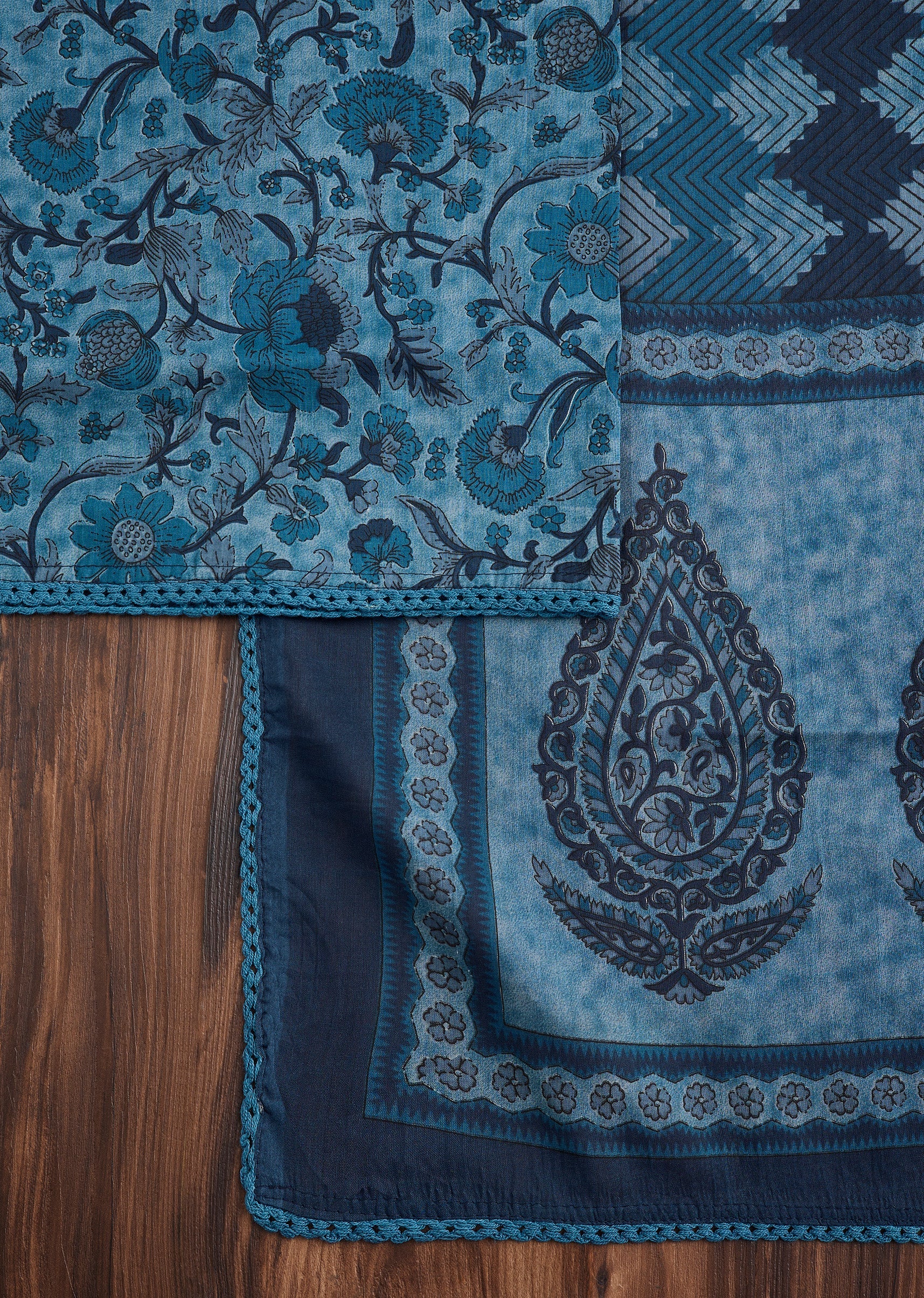 Blue Cotton Lace Suit Set - Image 3