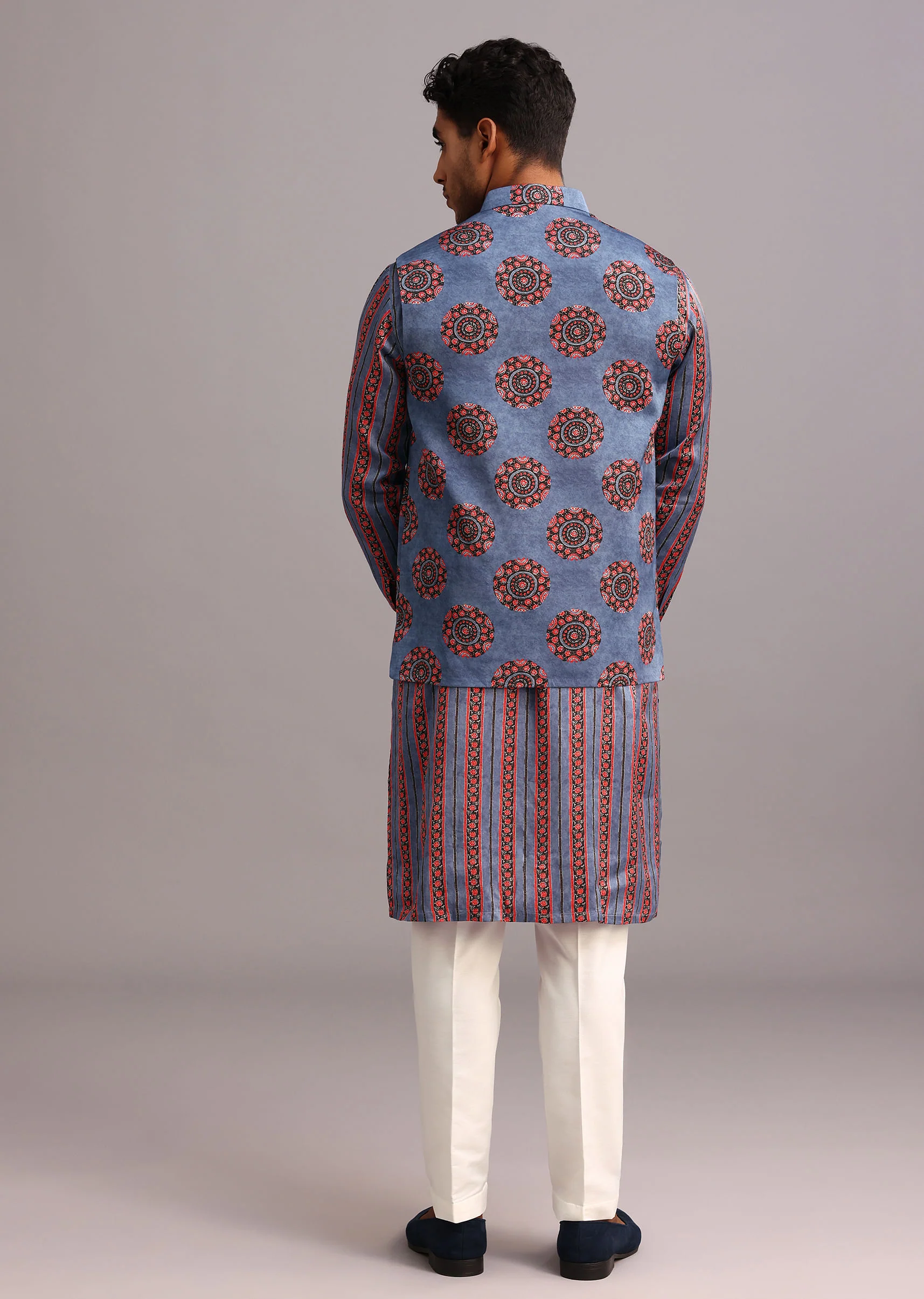 Blue Floral And Stripe Print Jacket Kurta Set In Silk - Image 5