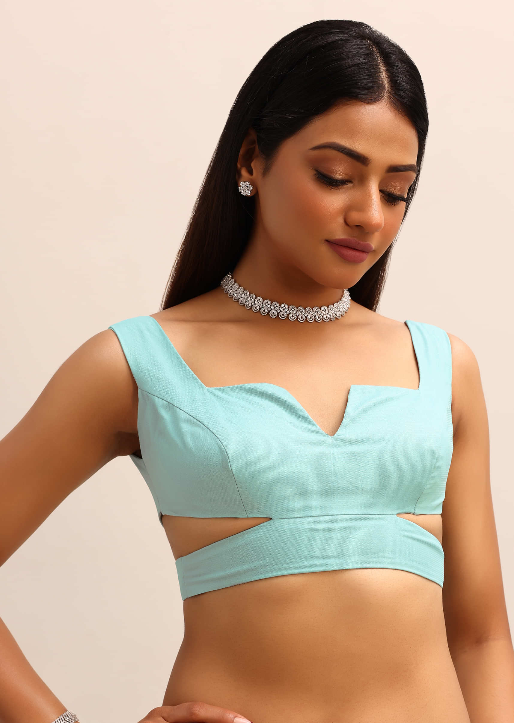 Blue Net Cutdana Saree With Beads Embroidered Border And Unstitched Blouse - Image 7