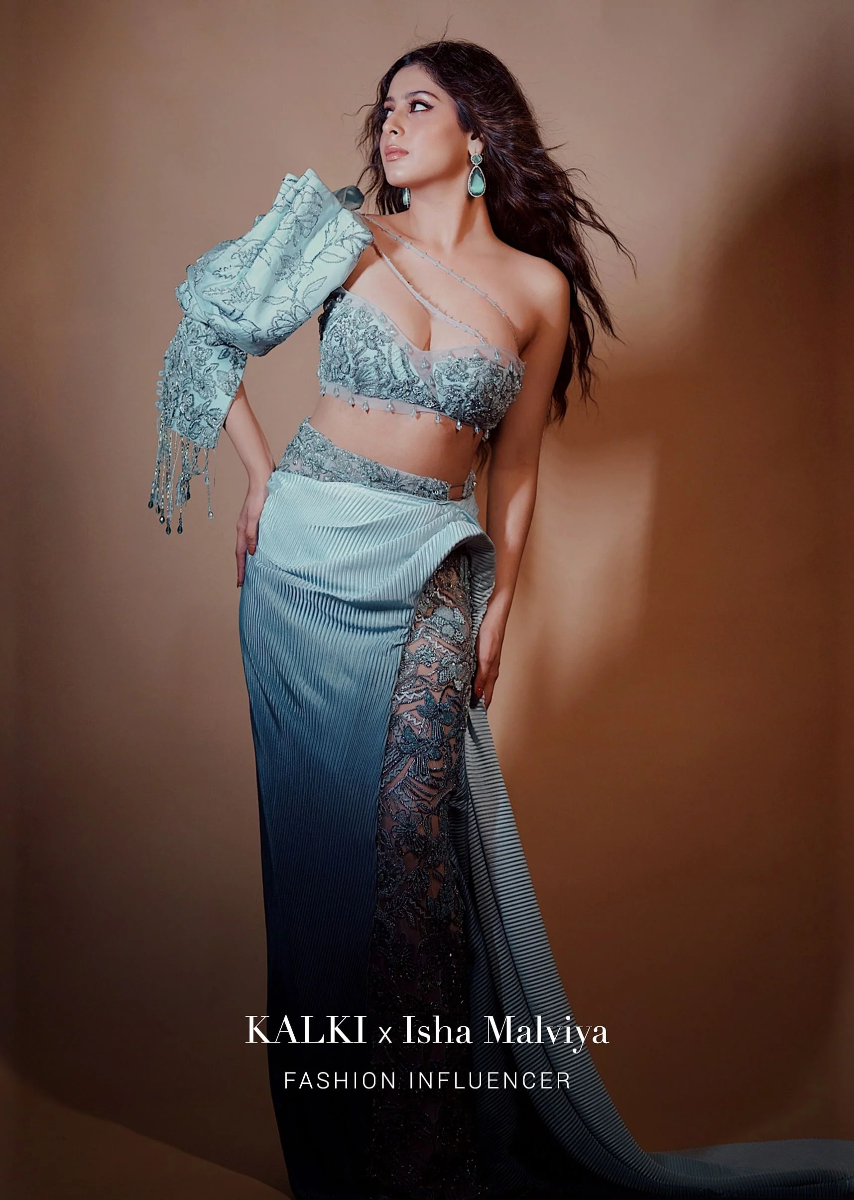 Blue Ombre Asymmetric Slit Trail Skirt And Balloon Sleeve Blouse - Image 8
