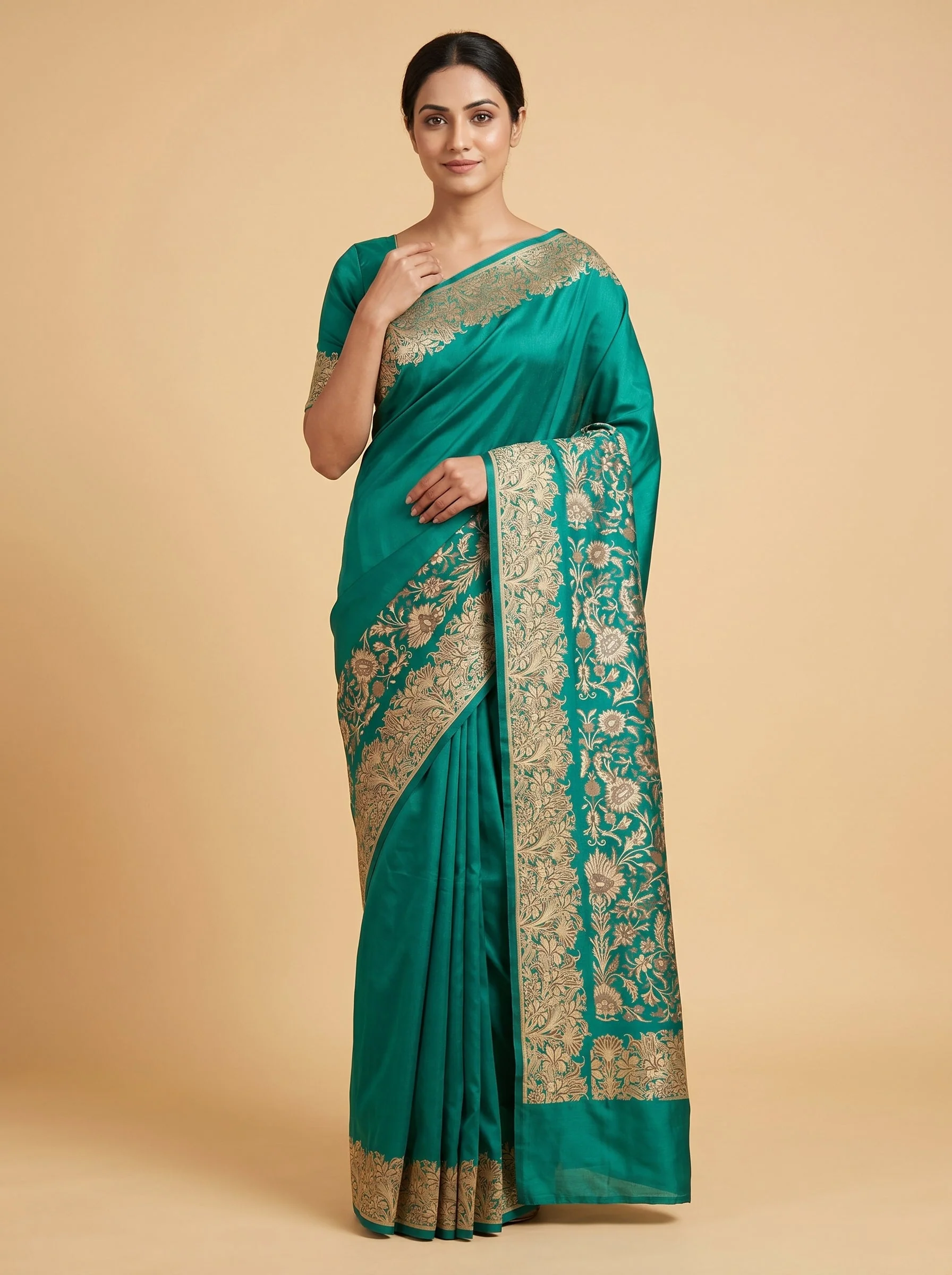 Bottle Green Layered Depth Handloom Saree