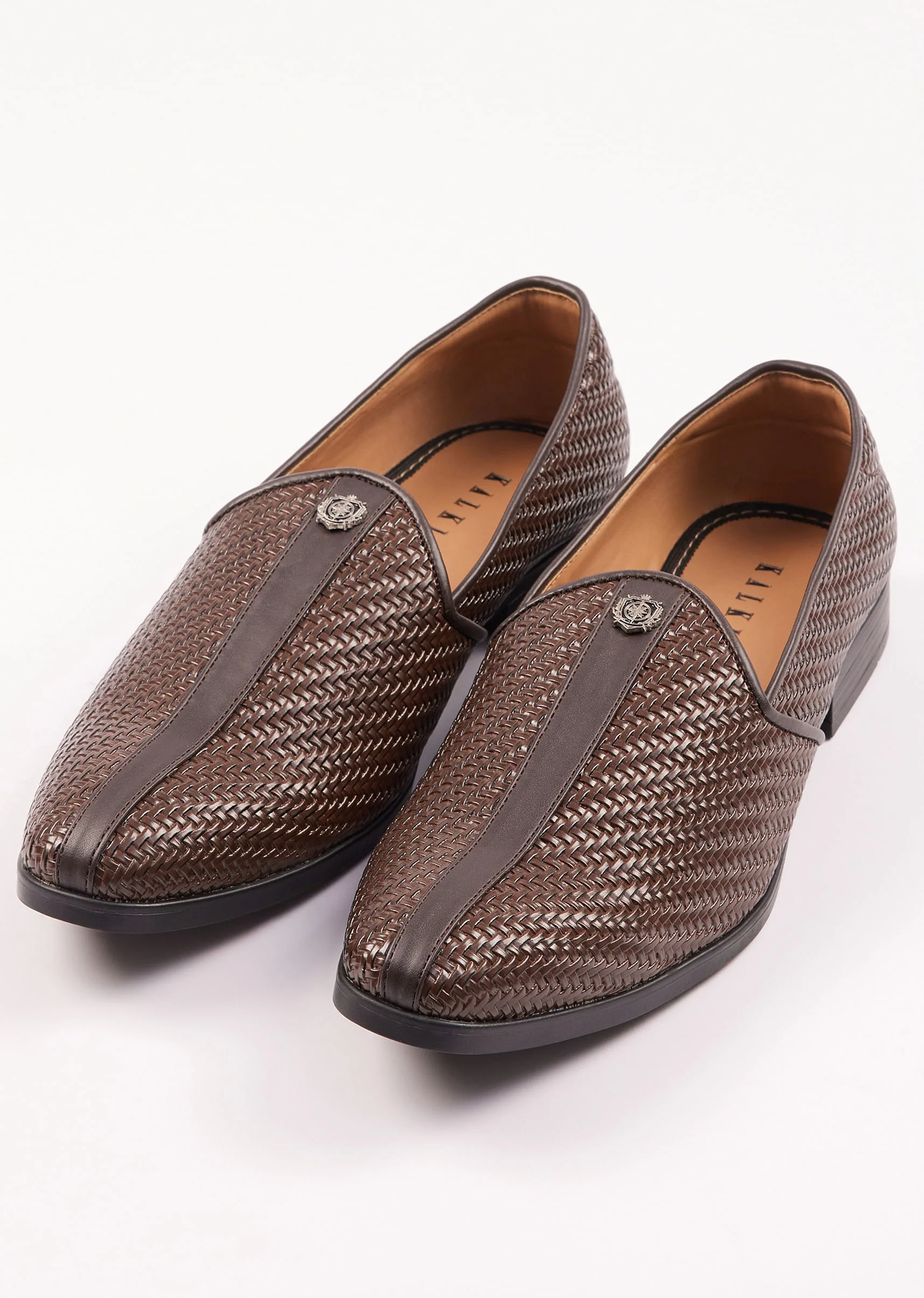 Brown Textured Juttis For Men - Image 3