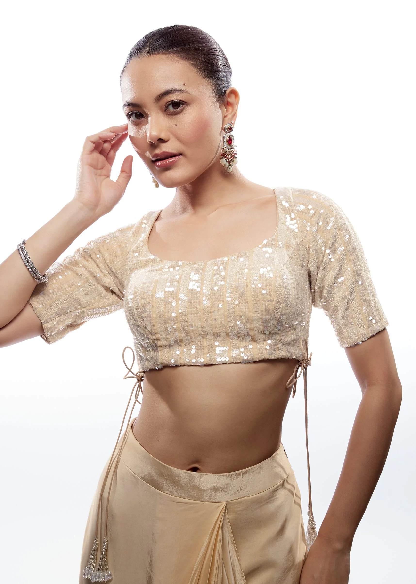 Cream Scoop Neck Blouse With Side Dori And Elastic Back - Image 3