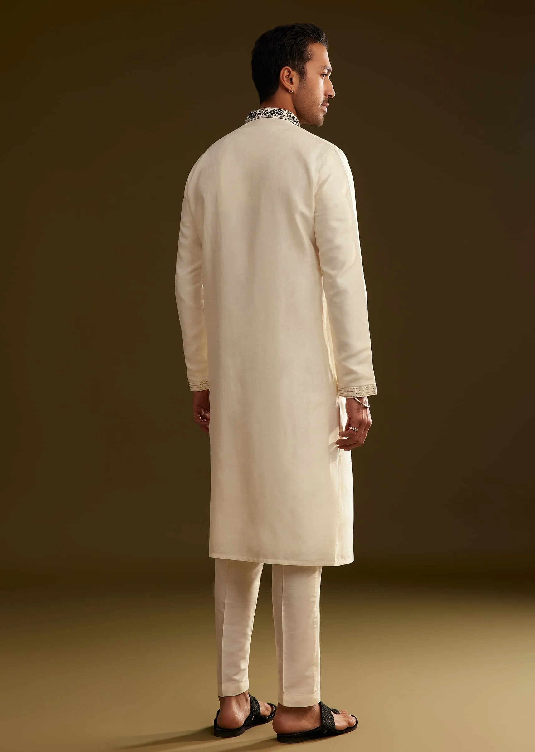 Cream Silk Kurta Set With Monochromatic Floral Embroidery - Image 5