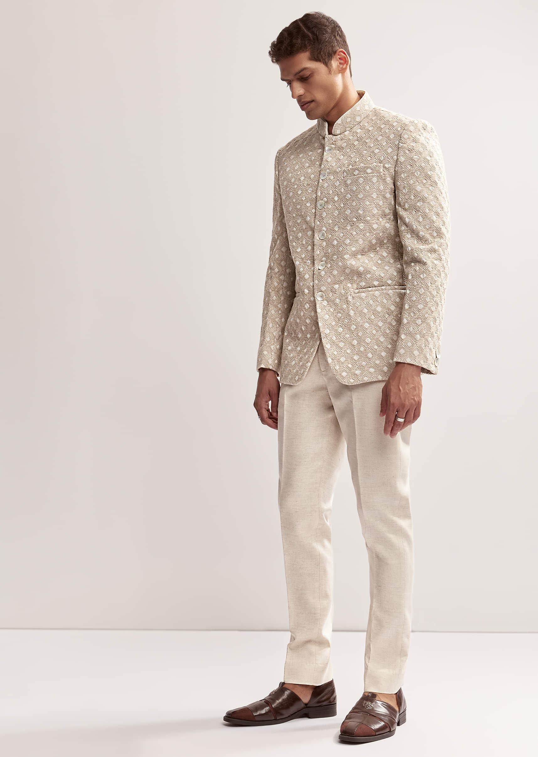 Cream Textured Linen Jodhpuri Set For Men - Image 2
