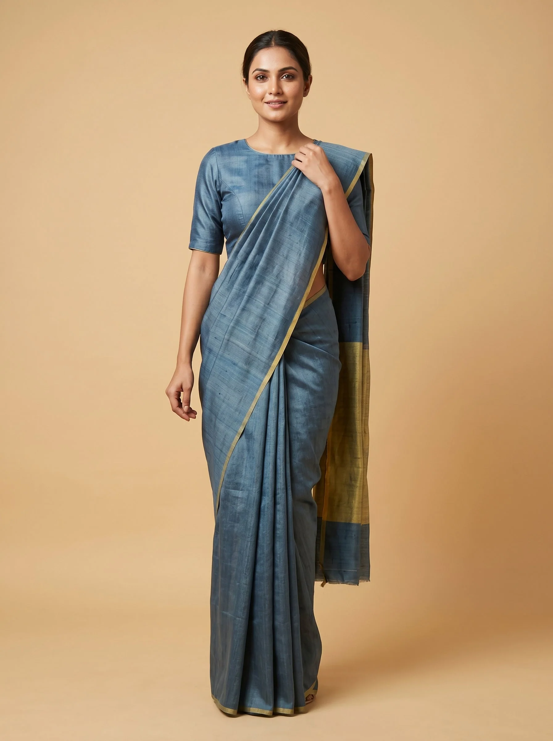 Dark Grey Smoky Finish Handloom Saree
