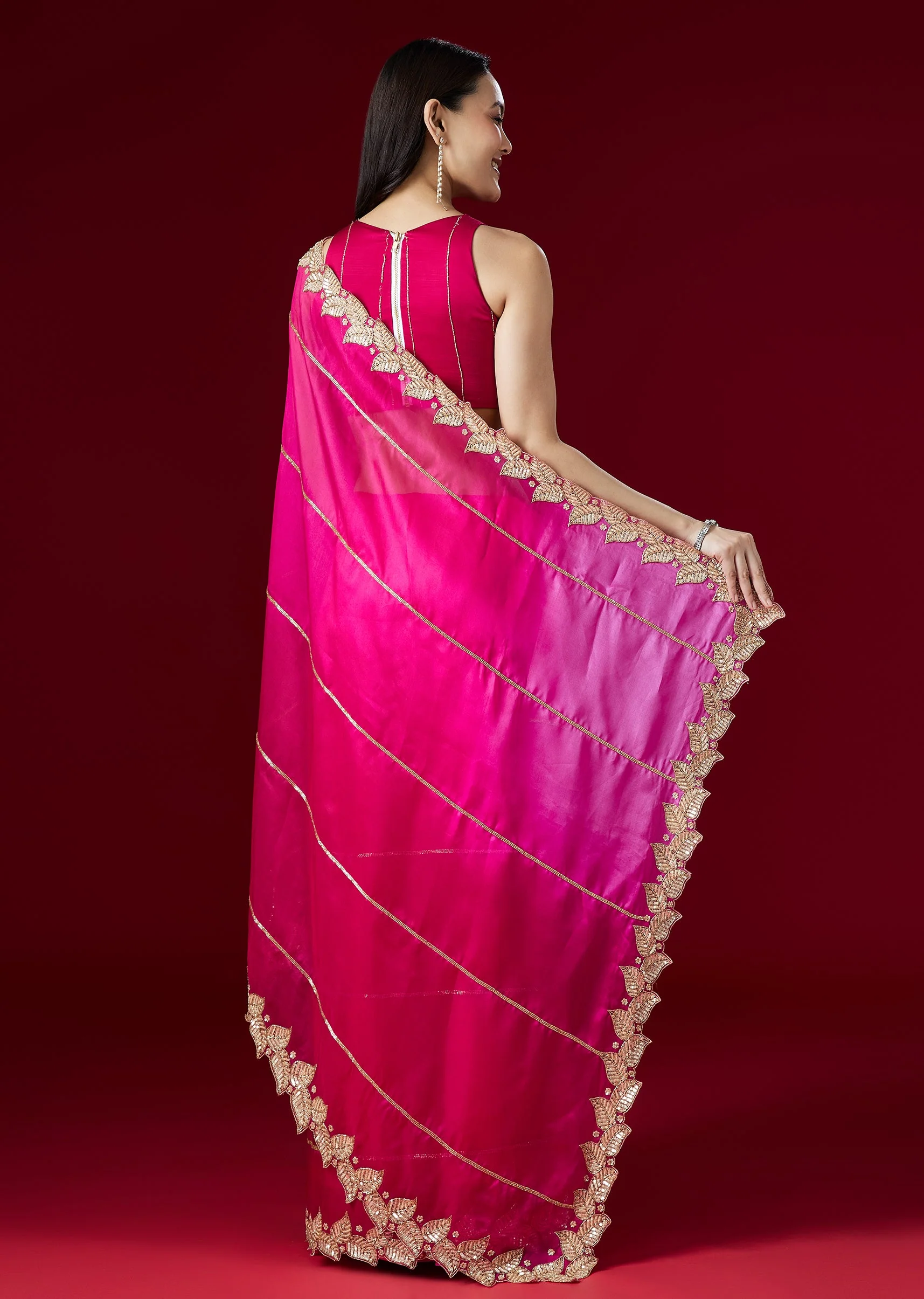 Dual Pink Shaded Organza Silk Saree With Embroidered Border - Image 4