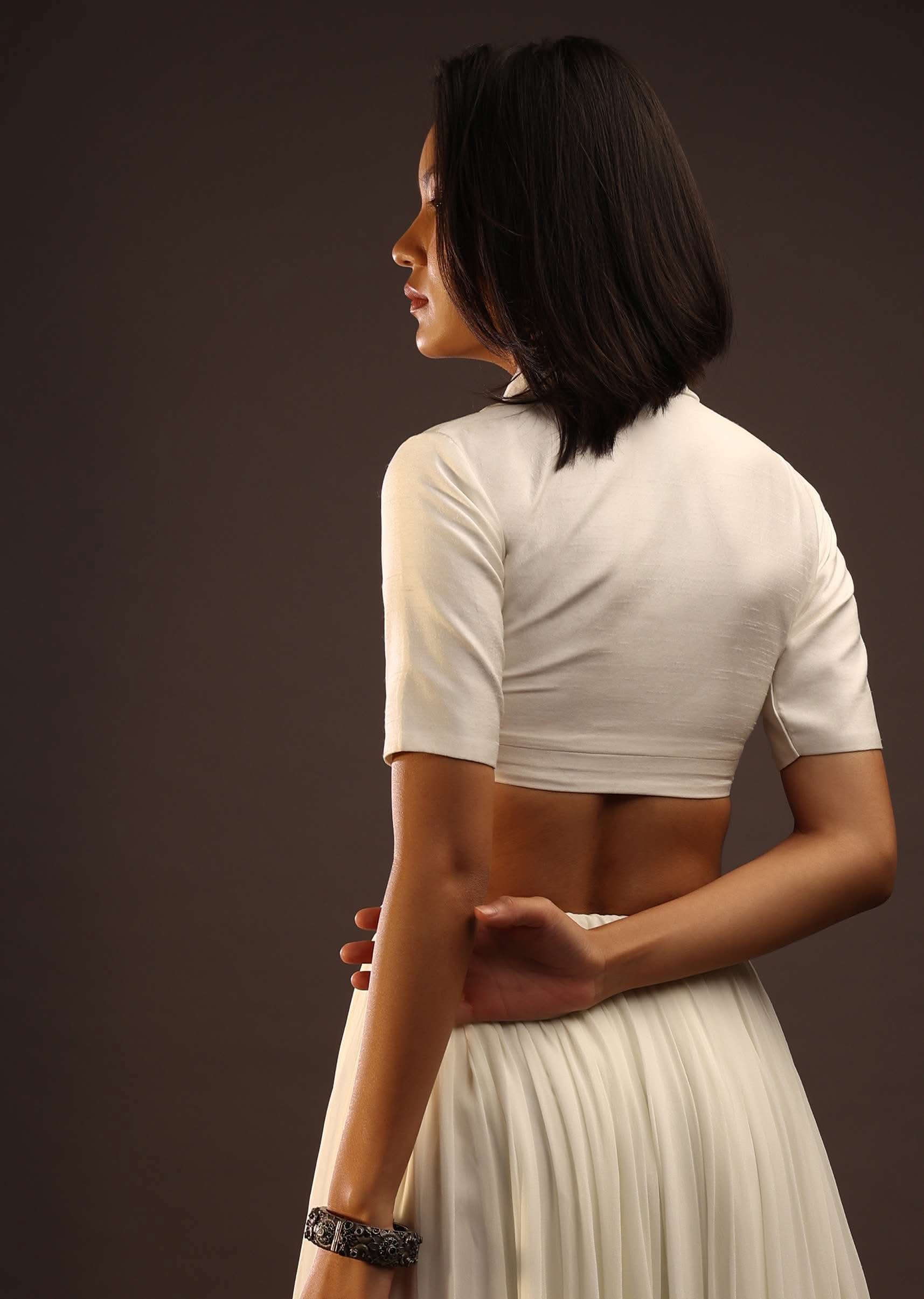Egret White Half-Sleeved Blouse With Long Collar Neckline. Front Hook Closure With A Straight Hemline. - Image 2