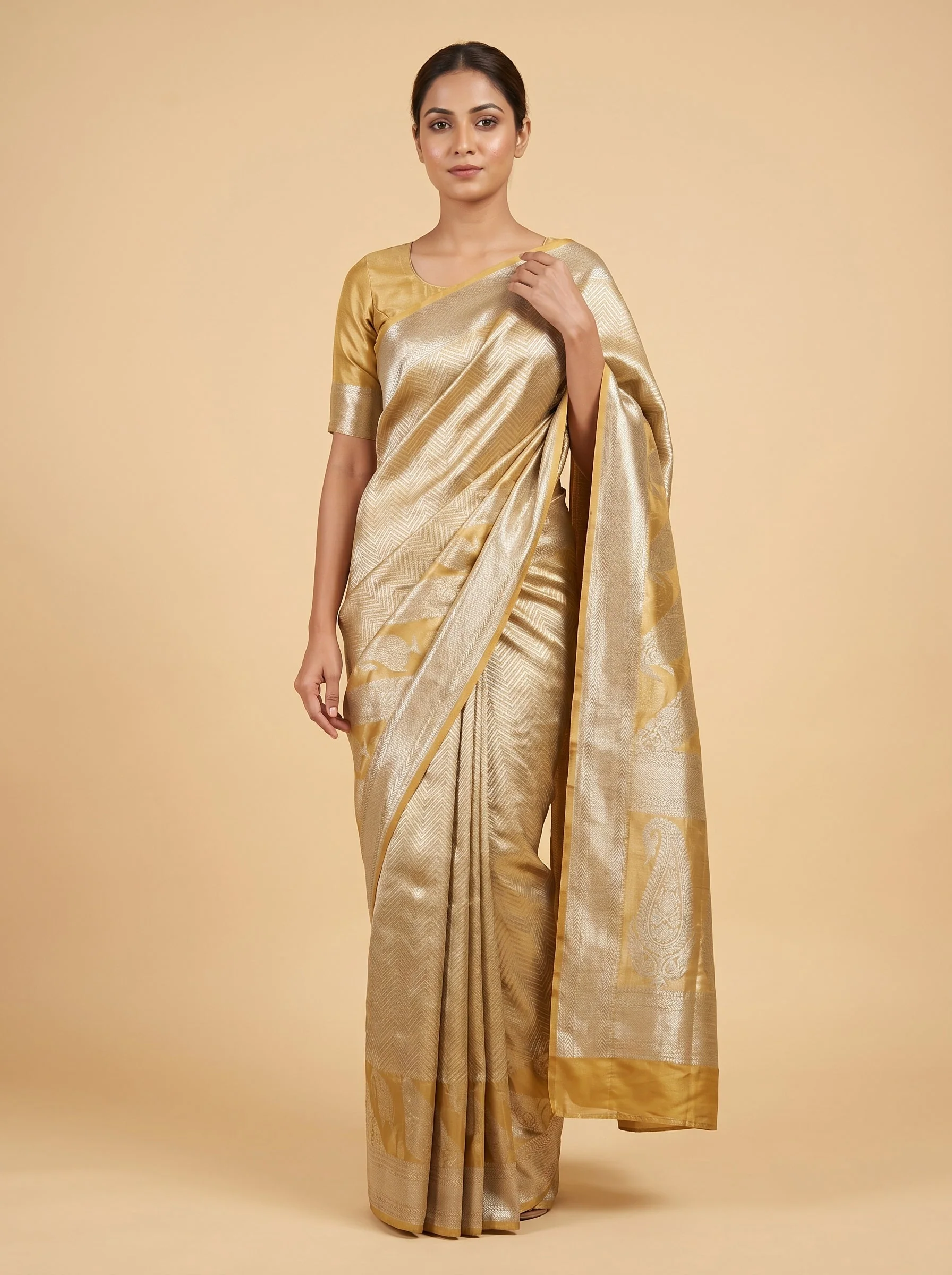 Gold handloom saree with classic weave