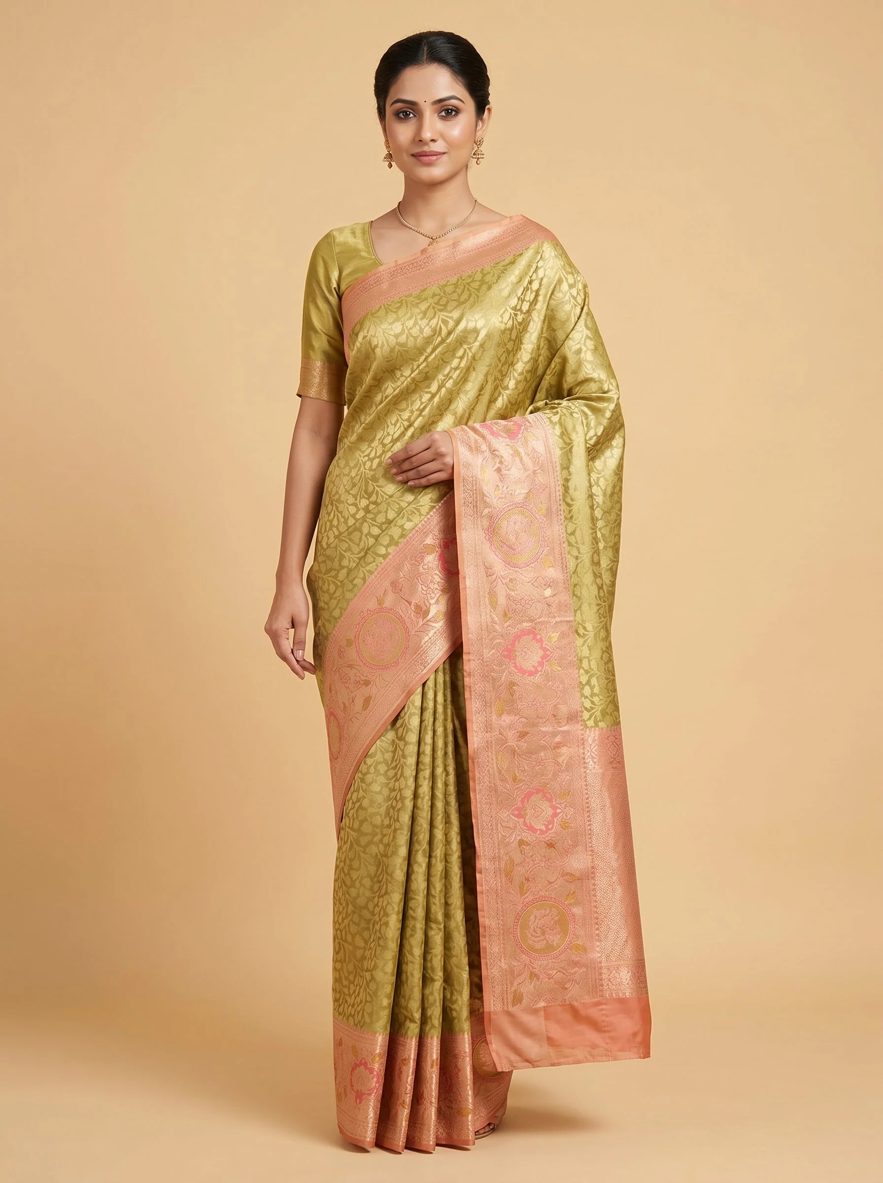 Gold Radiant Handloom Saree