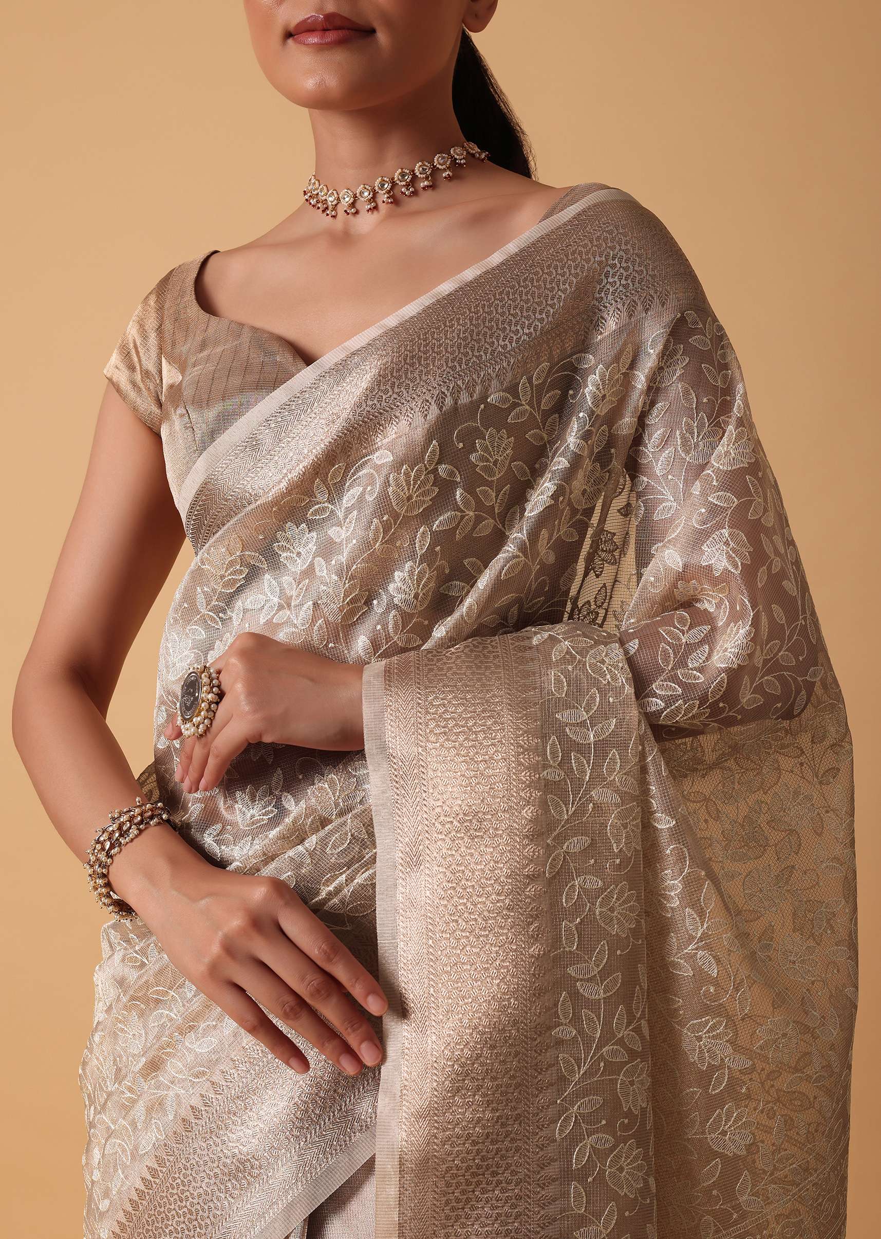 Gold Saree In Chanderi Kora Silk With Zari Work Pallu And Unstitched Blouse Piece - Image 7