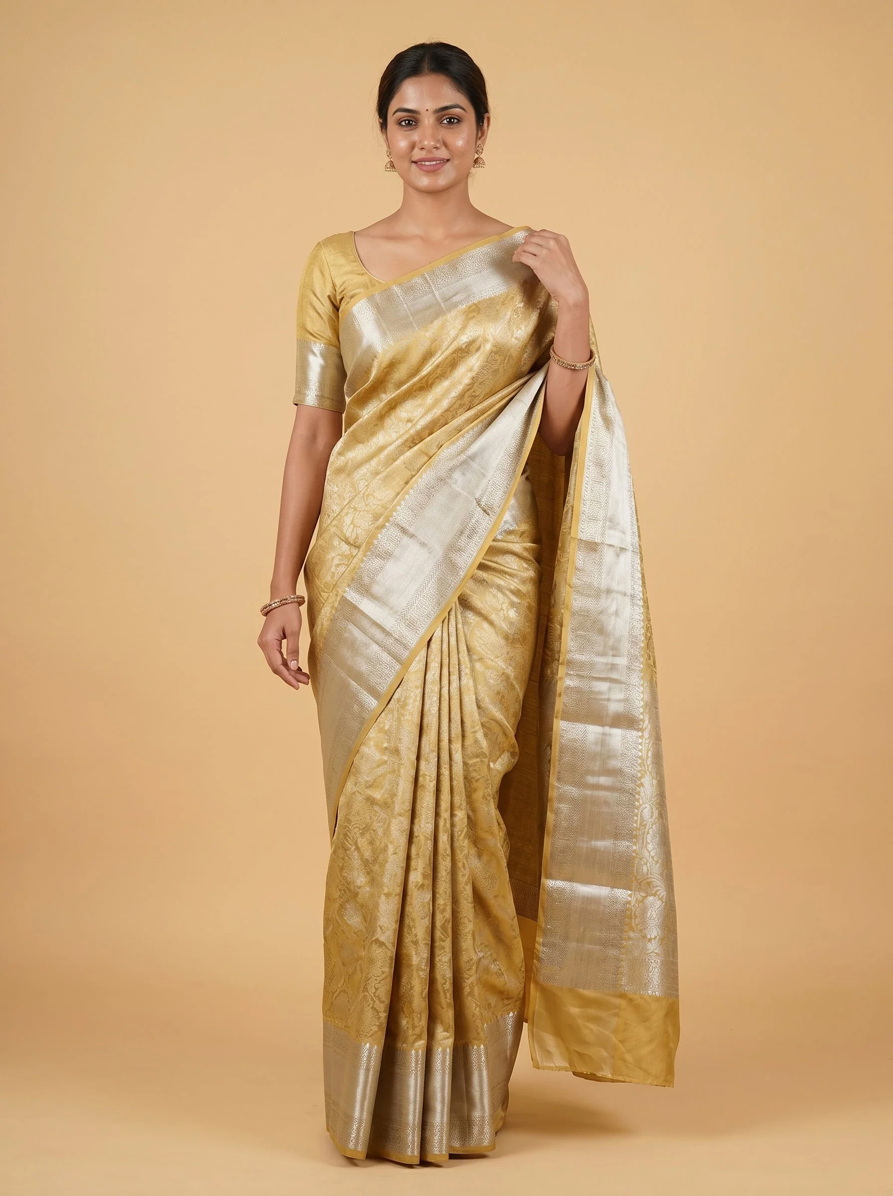Golden Sheen Charm Handloom Saree