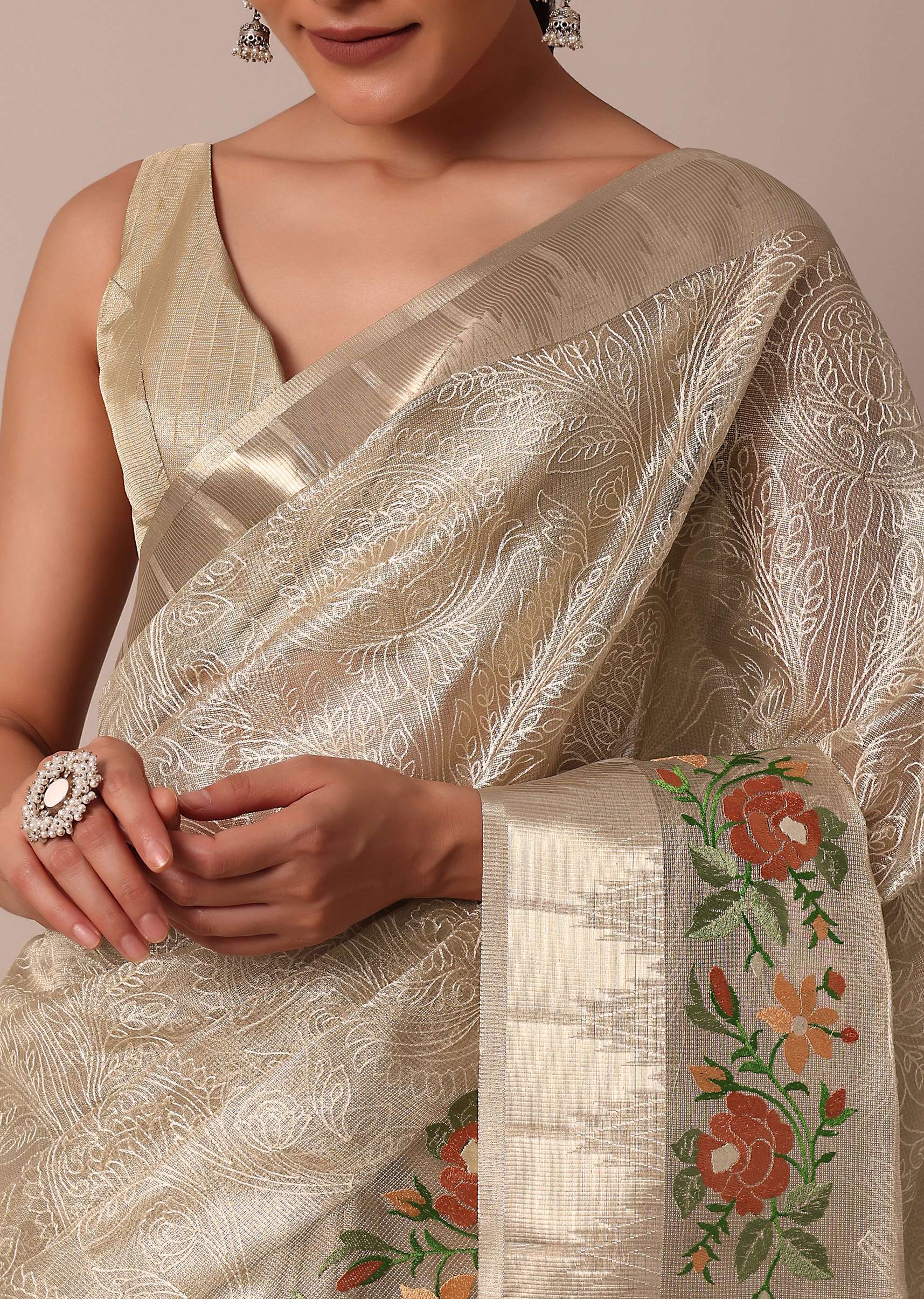 Golden Silk Saree With Exquisite Resham Thread Butti Work - Image 5