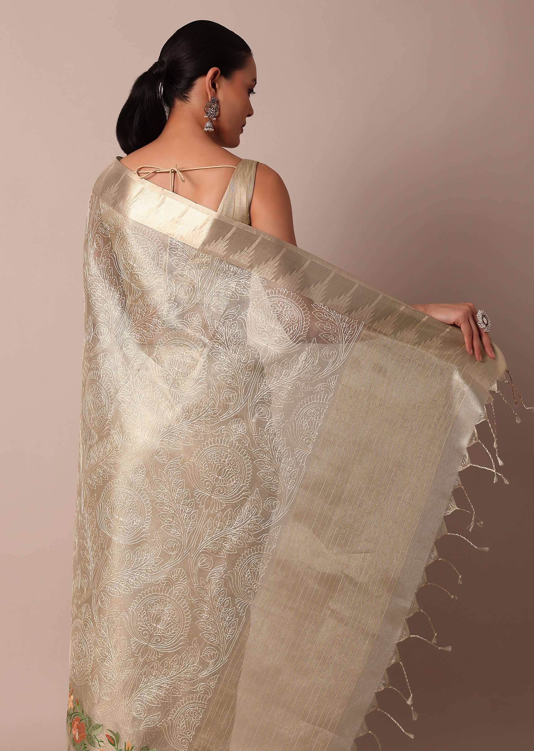 Golden Silk Saree With Exquisite Resham Thread Butti Work - Image 6