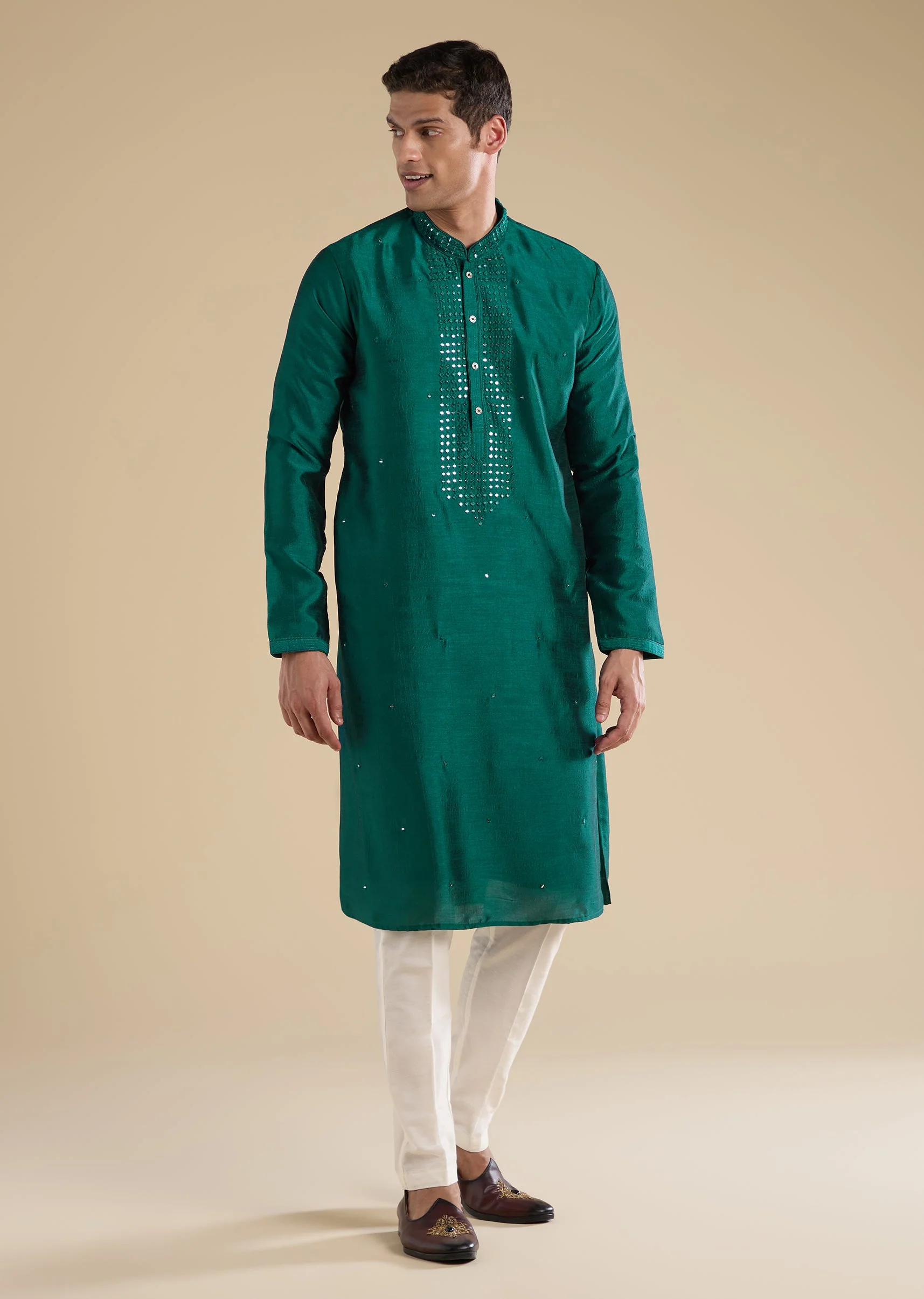 Green Embellished Kurta Set - Image 4