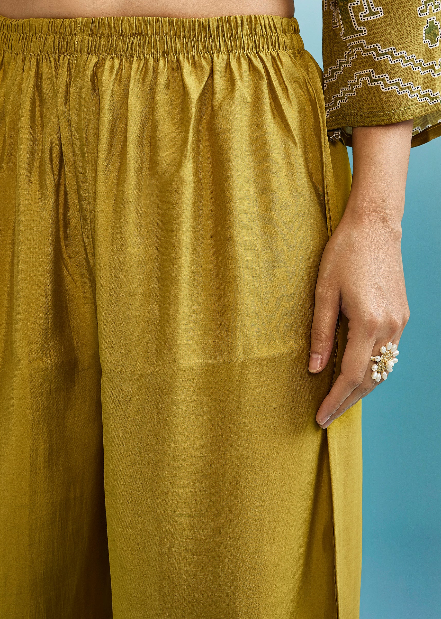 Green Kurta Palazzo Set With Cut Dana, Beads And Sequins Work - Image 6