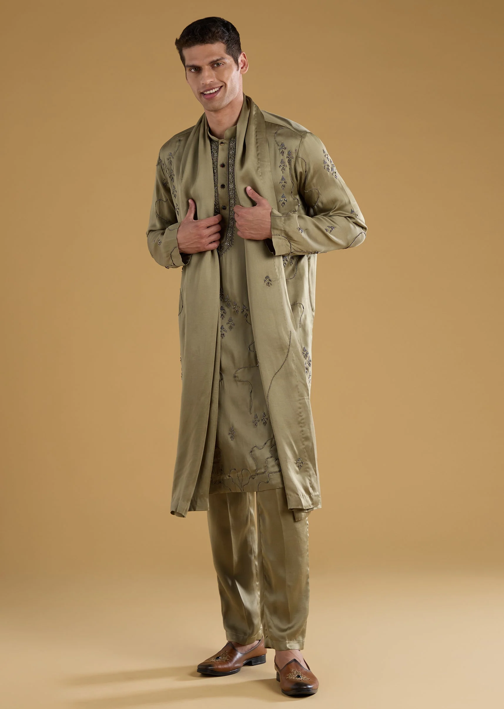 Green Metal Embroidered Kurta Set with Dupatta - Image 3