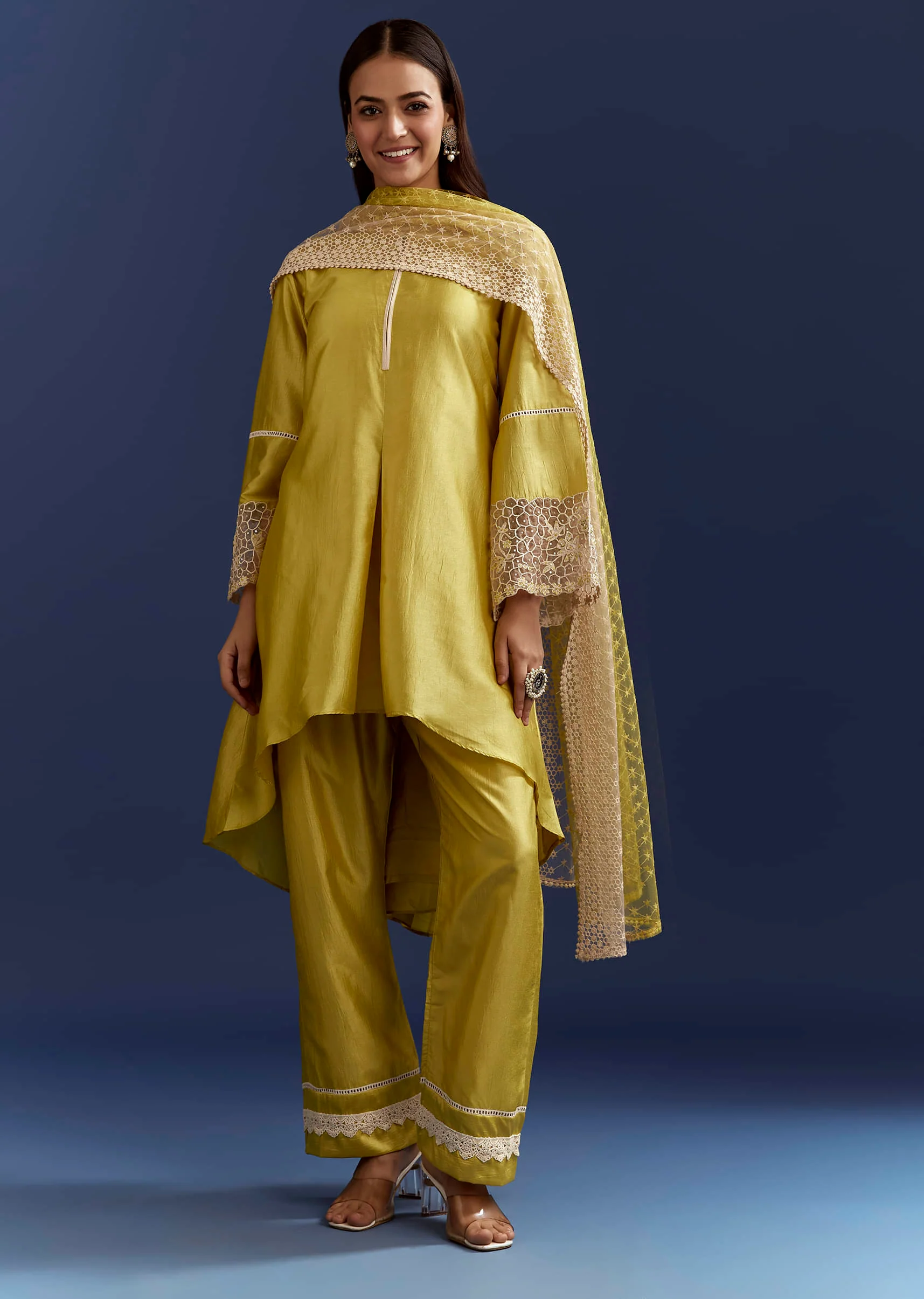 Green Thread And Sequins Work Kurta Set With Net Dupatta In Fuji Silk - Image 2