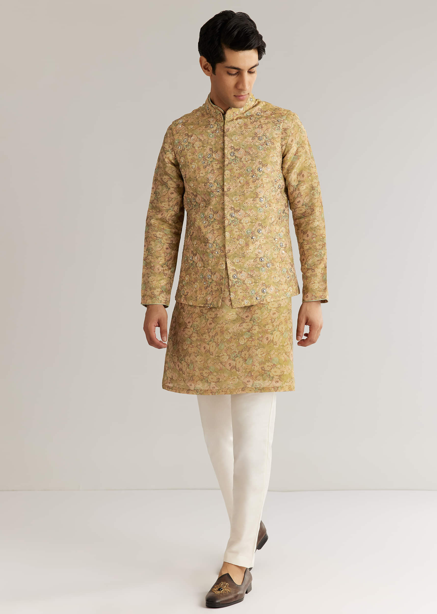 Green Tissue Stone Sequins Kurta Jacket Set - Image 4
