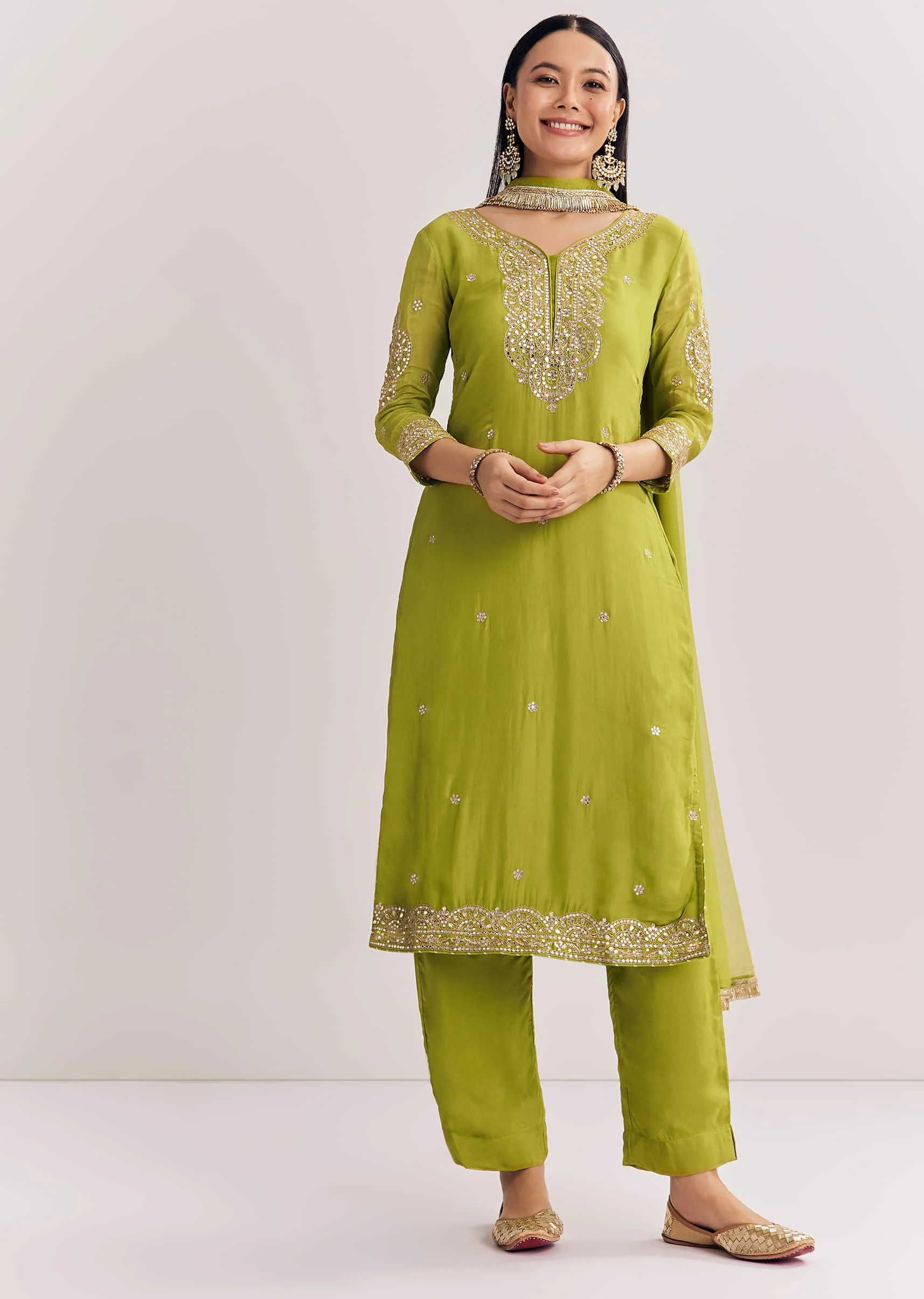 Green Zari Work Kurta Set With Chiffon Dupatta - Image 3