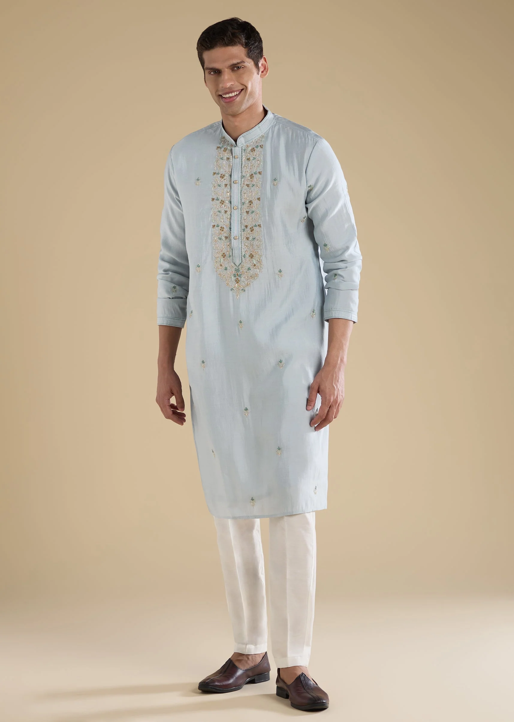 Grey Embellished Kurta Sets And Pants - Image 3
