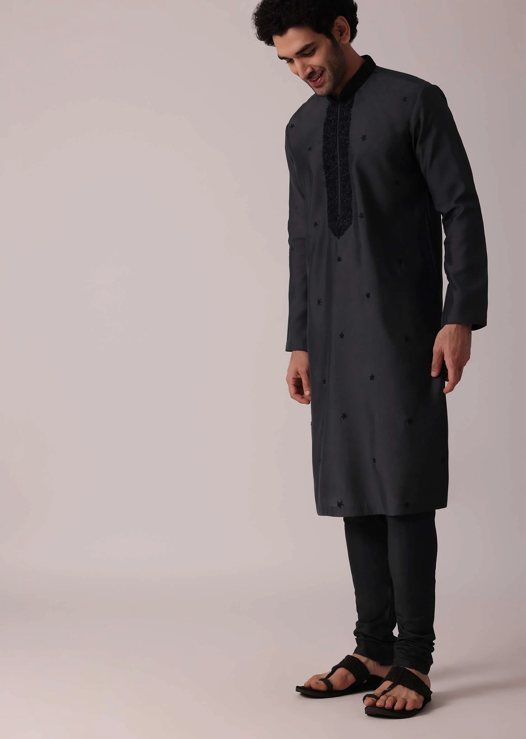 Grey Festive Silk Kurta Set With Intricate Handwork - Image 3