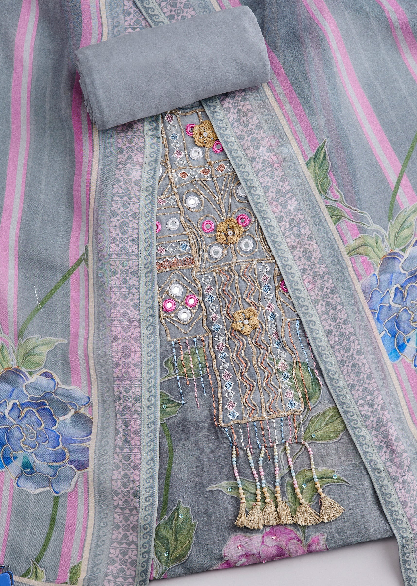 Grey Muslin Printed Unstitched Suit Set With Dupatta