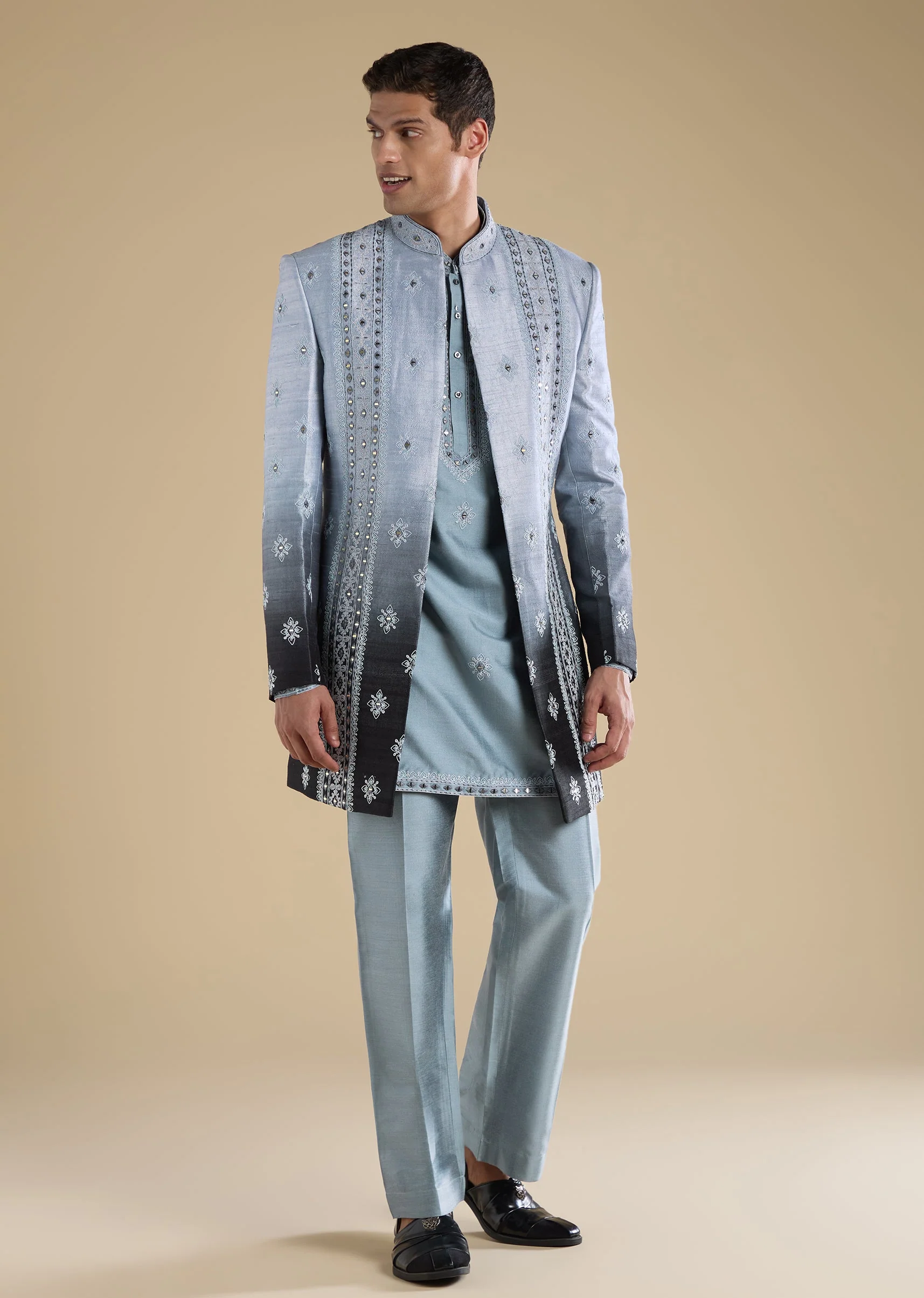 Grey Ombre Indo Western Set With Kurta And Pants - Image 3