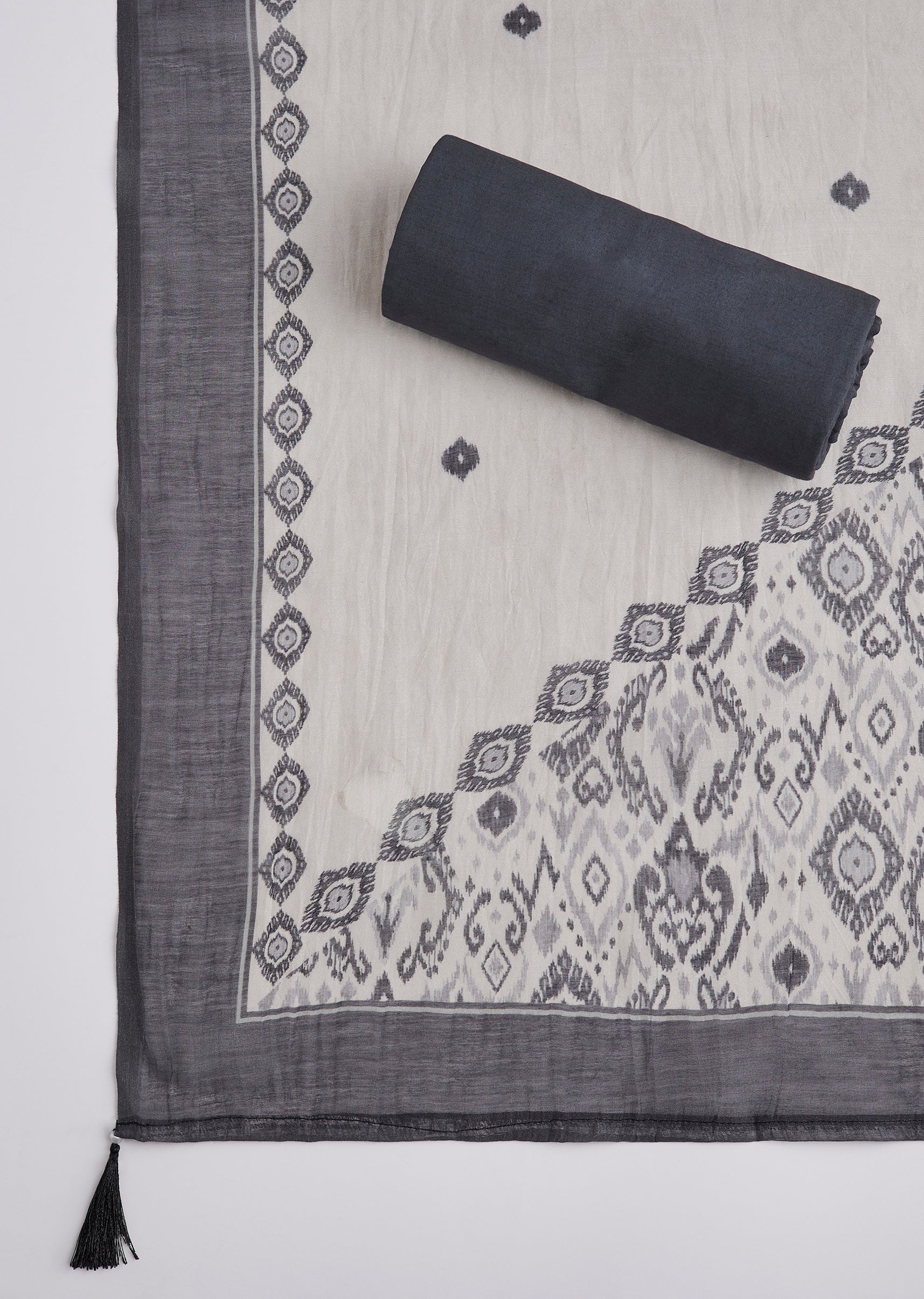 Grey Printed Cotton Unstitched Suit Set With Dupatta - Image 4