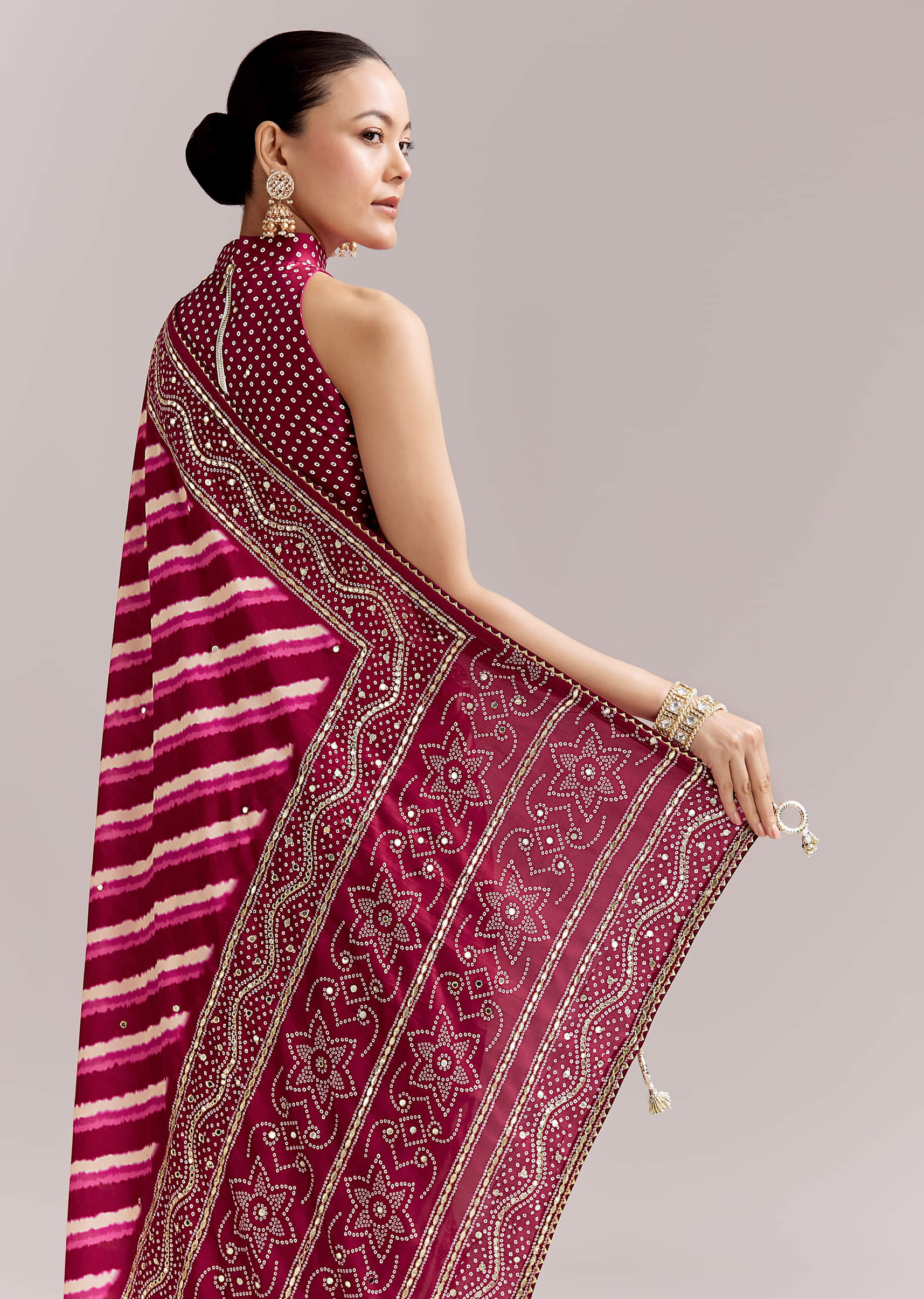 Hot Pink Silk Printed Saree With Lehariya And Bandhani Gota Border - Image 6