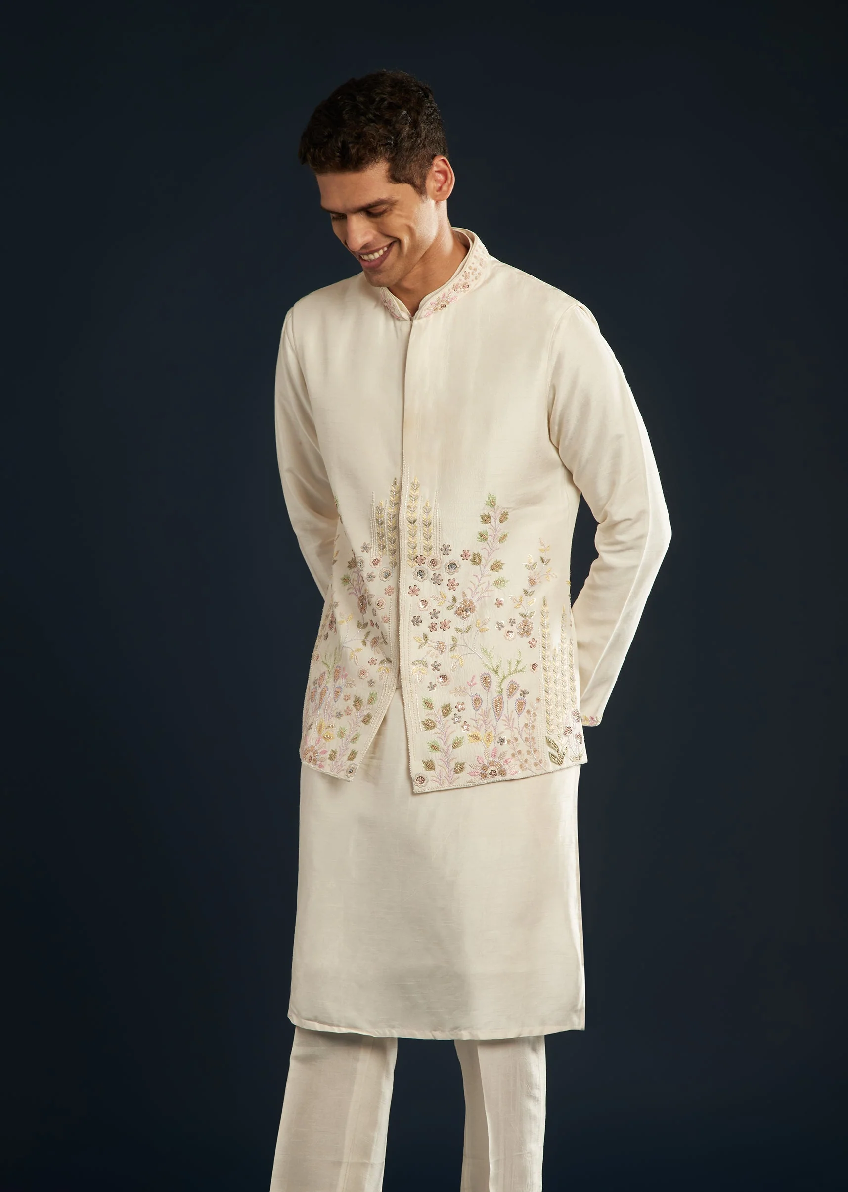 Ivory Banarasi Silk Jacket Kurta Set With Zardozi Work - Image 4
