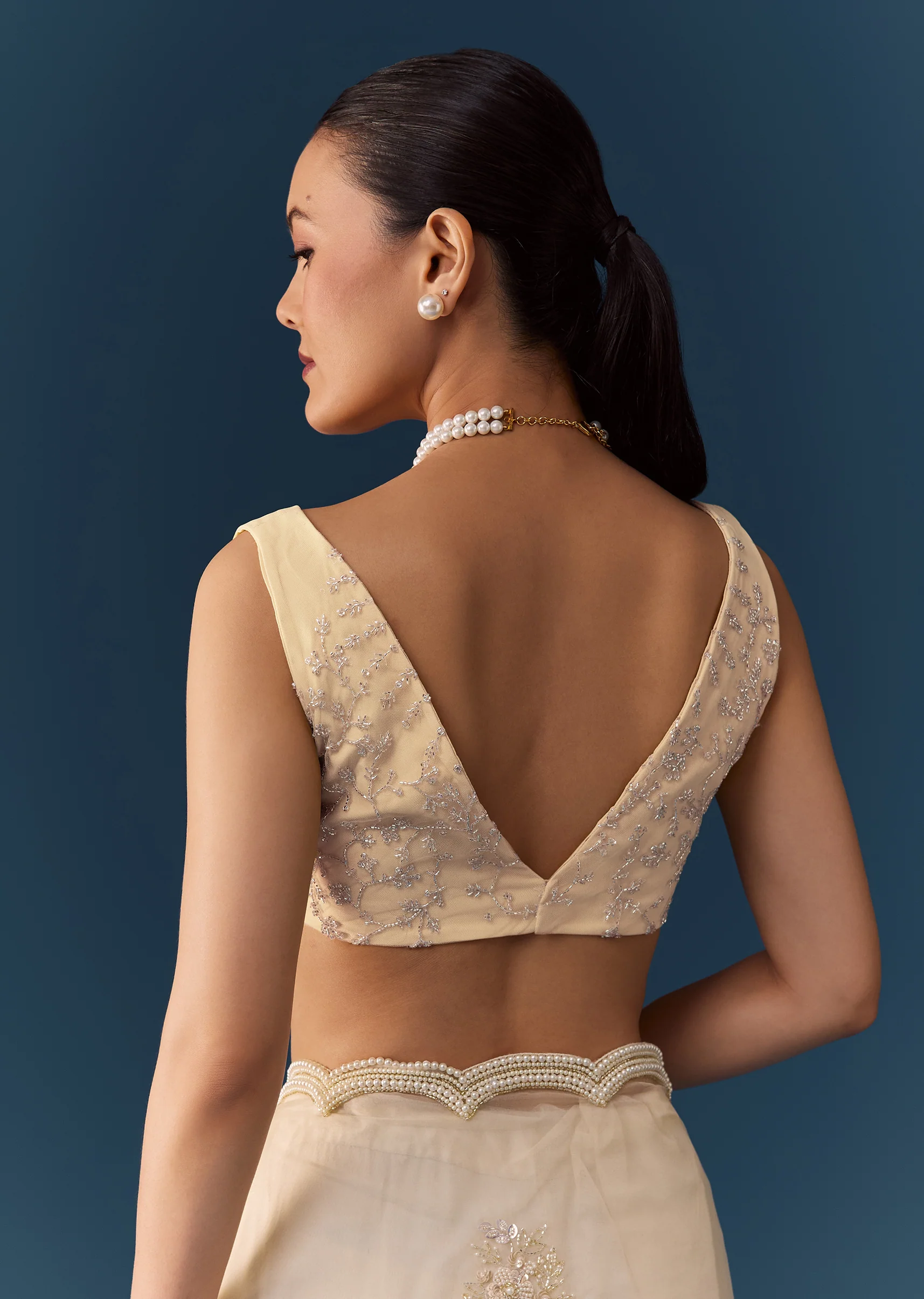 Ivory Organza Embellished Saree with Blouse Fabric - Image 7
