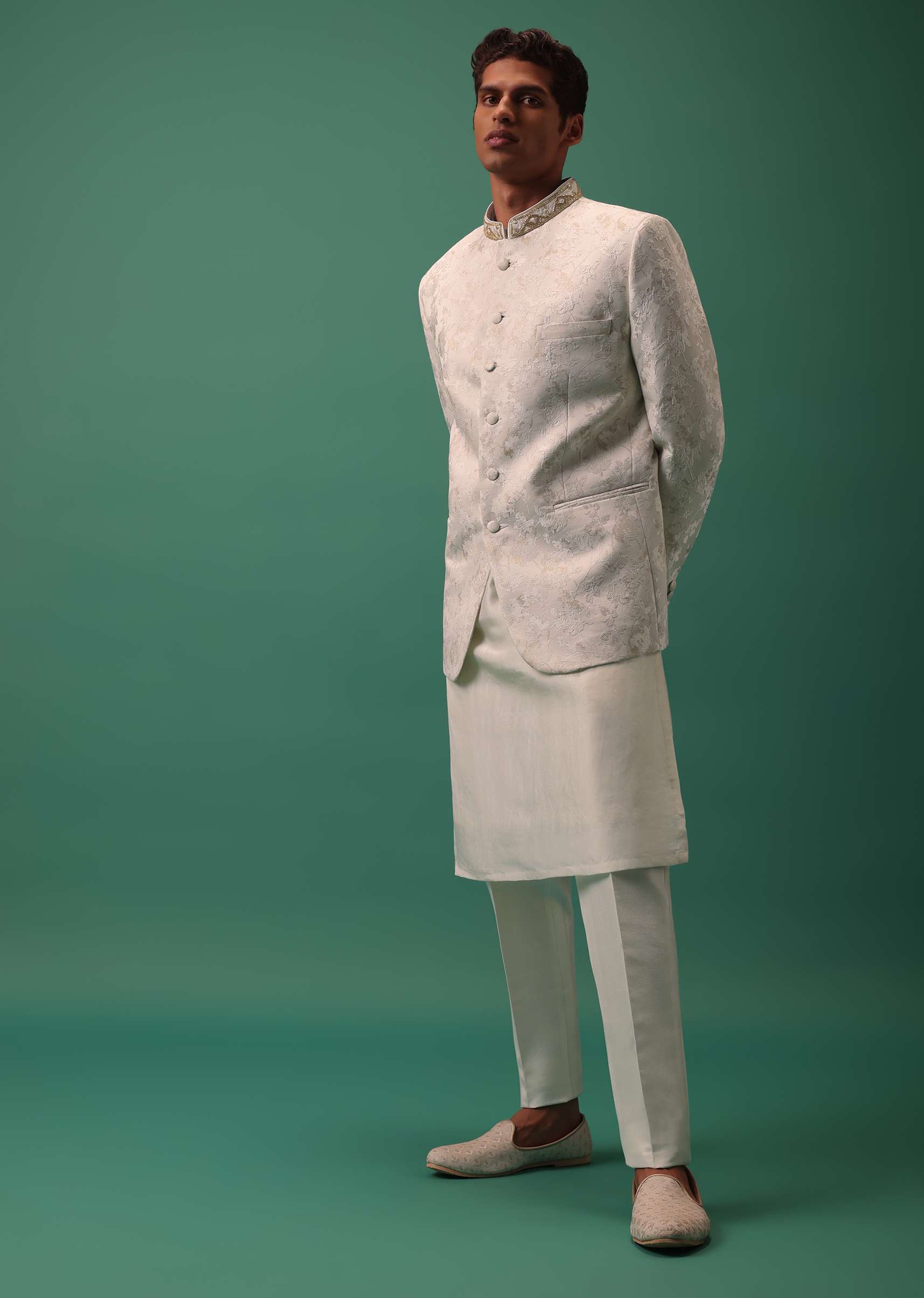 Ivory White Highlighted Bandhgala Set With Kurta And Fusing Pants - Image 4