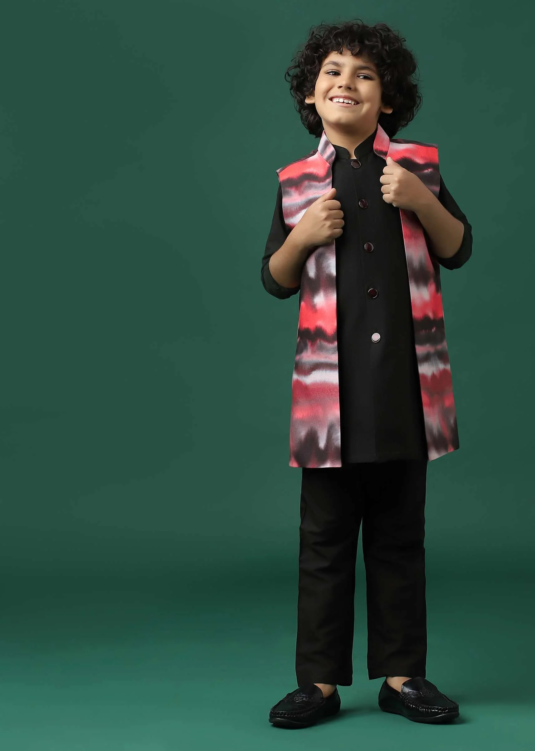 Kalki Black Printed Kurta Jacket Set In Silk For Boys - Image 4