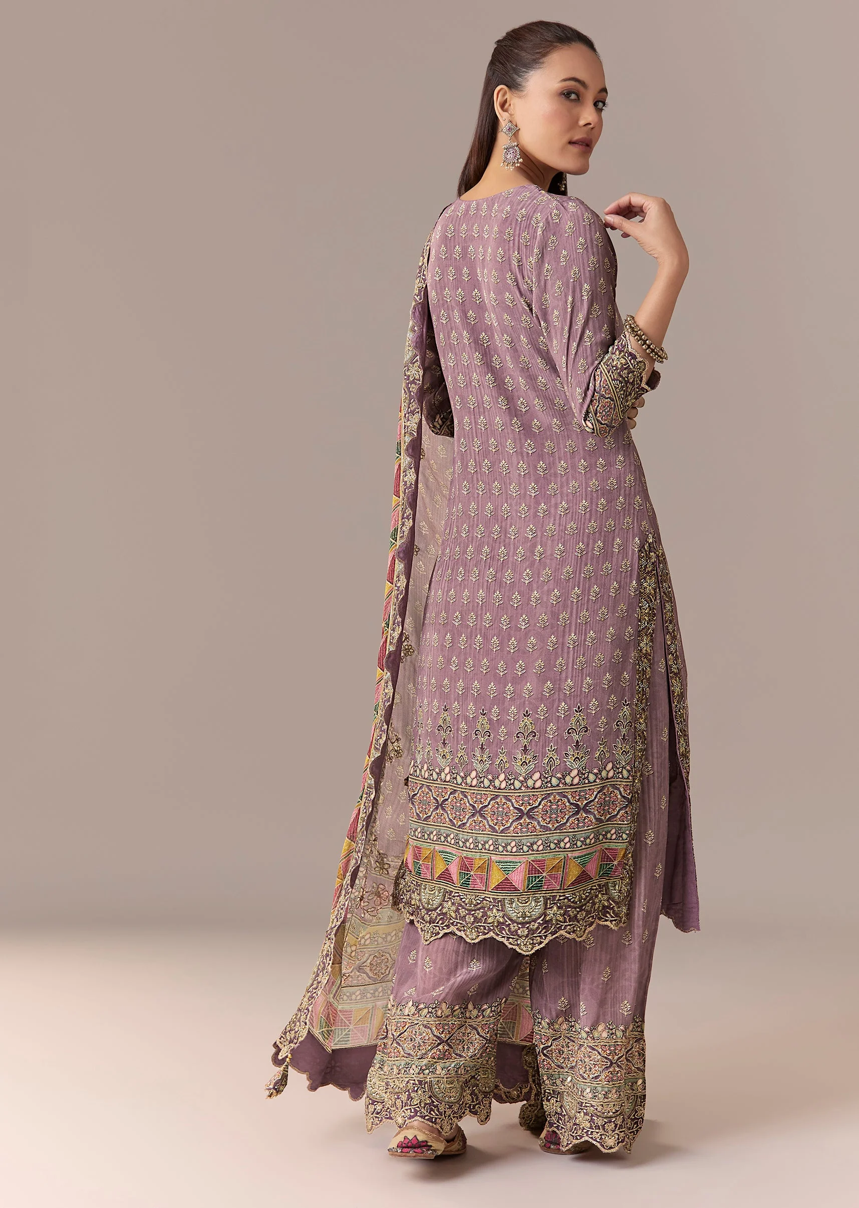 Lavender Printed Zari Kurta Set With Pant And Dupatta - Image 5