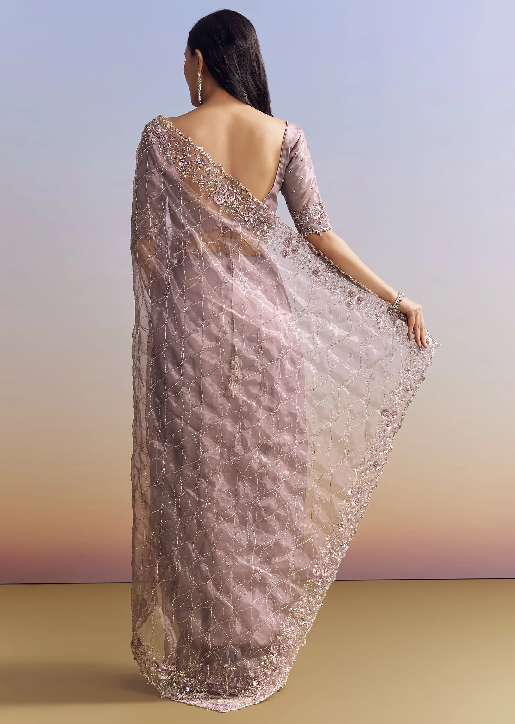 Lavender Tissue Saree With Floral Jaal - Image 6