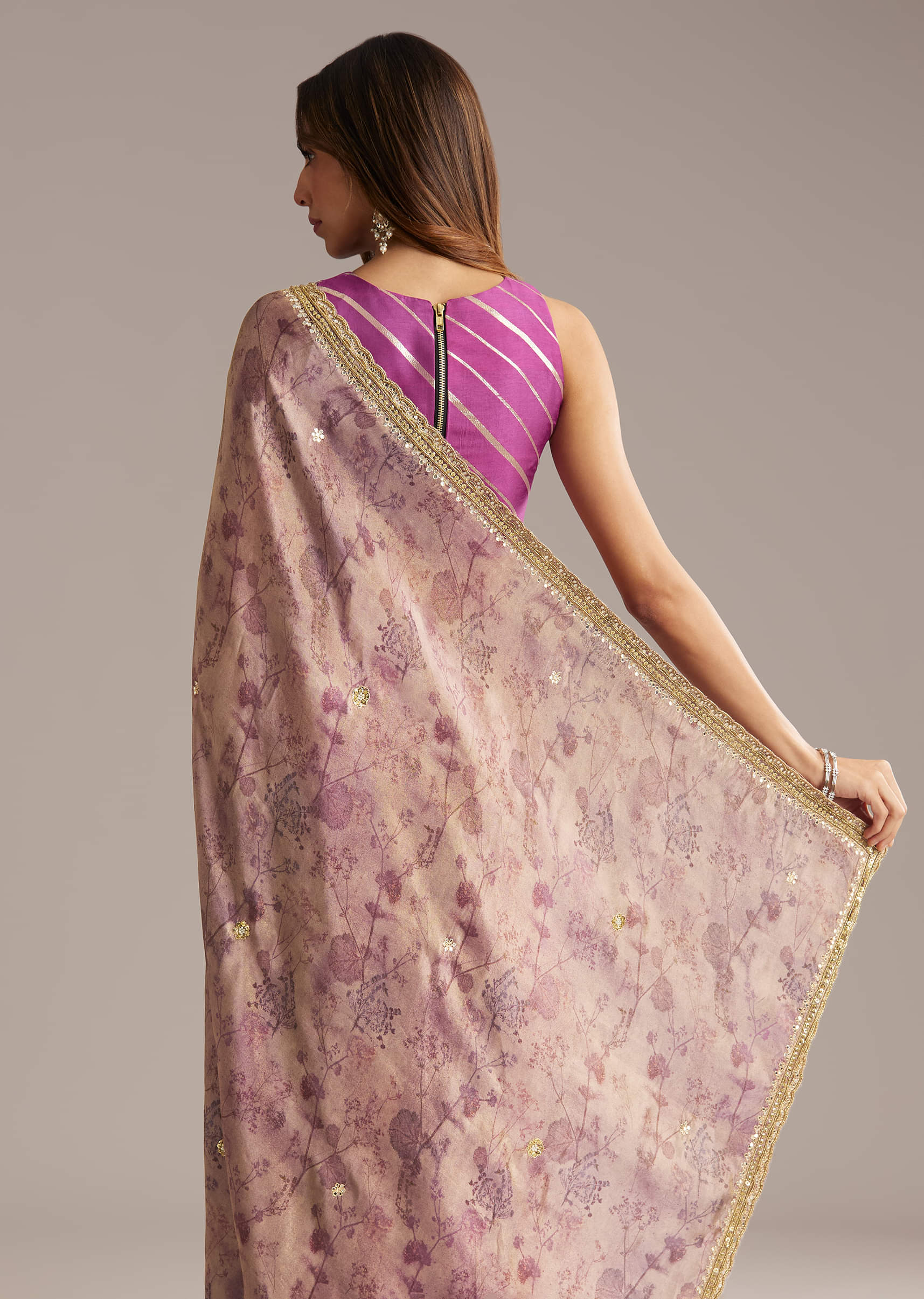 Lavender Tissue Saree With Mirror And Cutdana Embroidery - Image 5